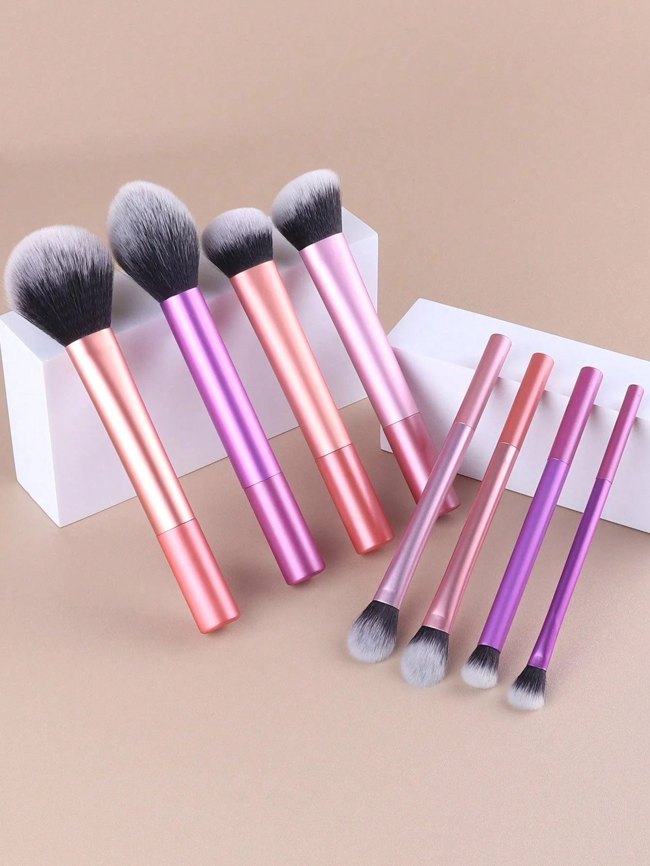 12pcs Multifunctional Makeup Brushes Set Including Powder Brush, Blush Brush, Foundation Brush, Eyeshadow Brush, Blending Brush, Contour Brush, Plus A Bevelled Beauty Sponge, A Round Beauty Sponge And A White Powder Puff - Image 4