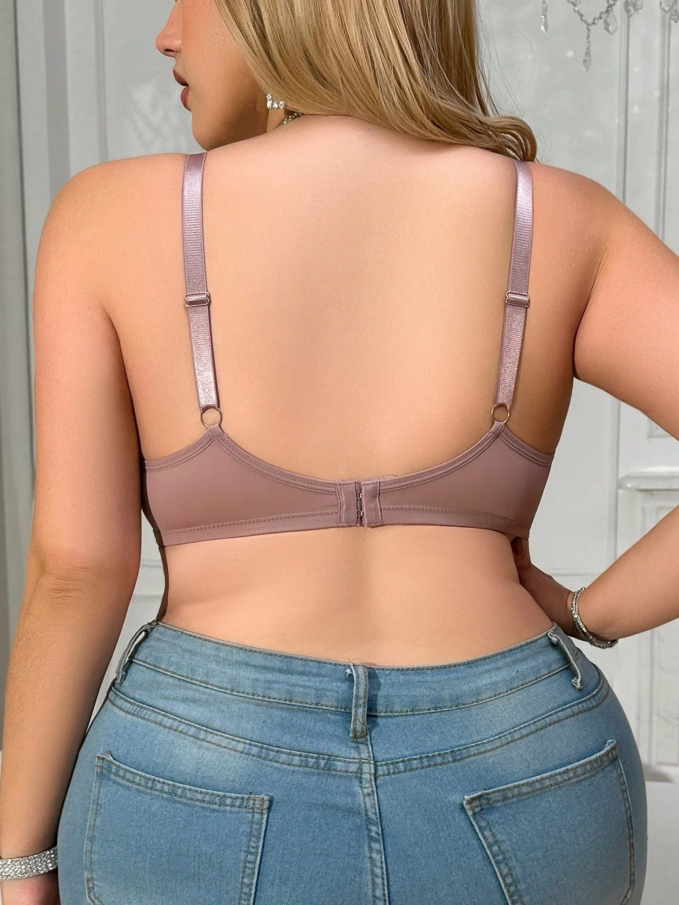1pc Women's Plus Size Wire-Free, Padding-Free Bra With Elastic Waistband - Image 2