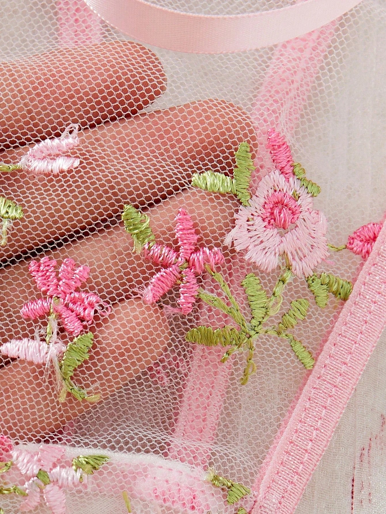 1set Women Floral Embroidery Mesh Lingerie Set (FD) - Image 5