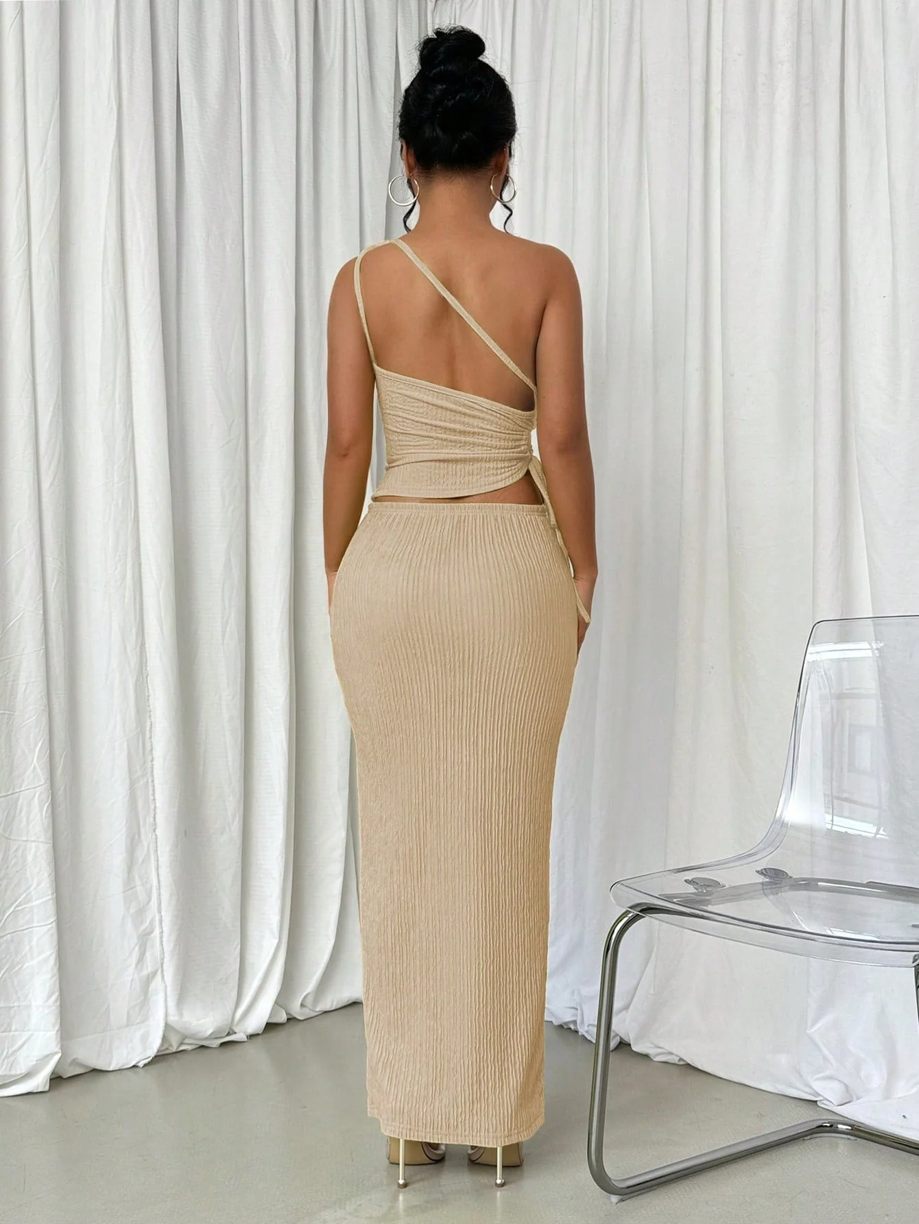 2pcs Women's Solid Color Drawstring Shoulder Top And Long Midi Skirt Set - Image 3