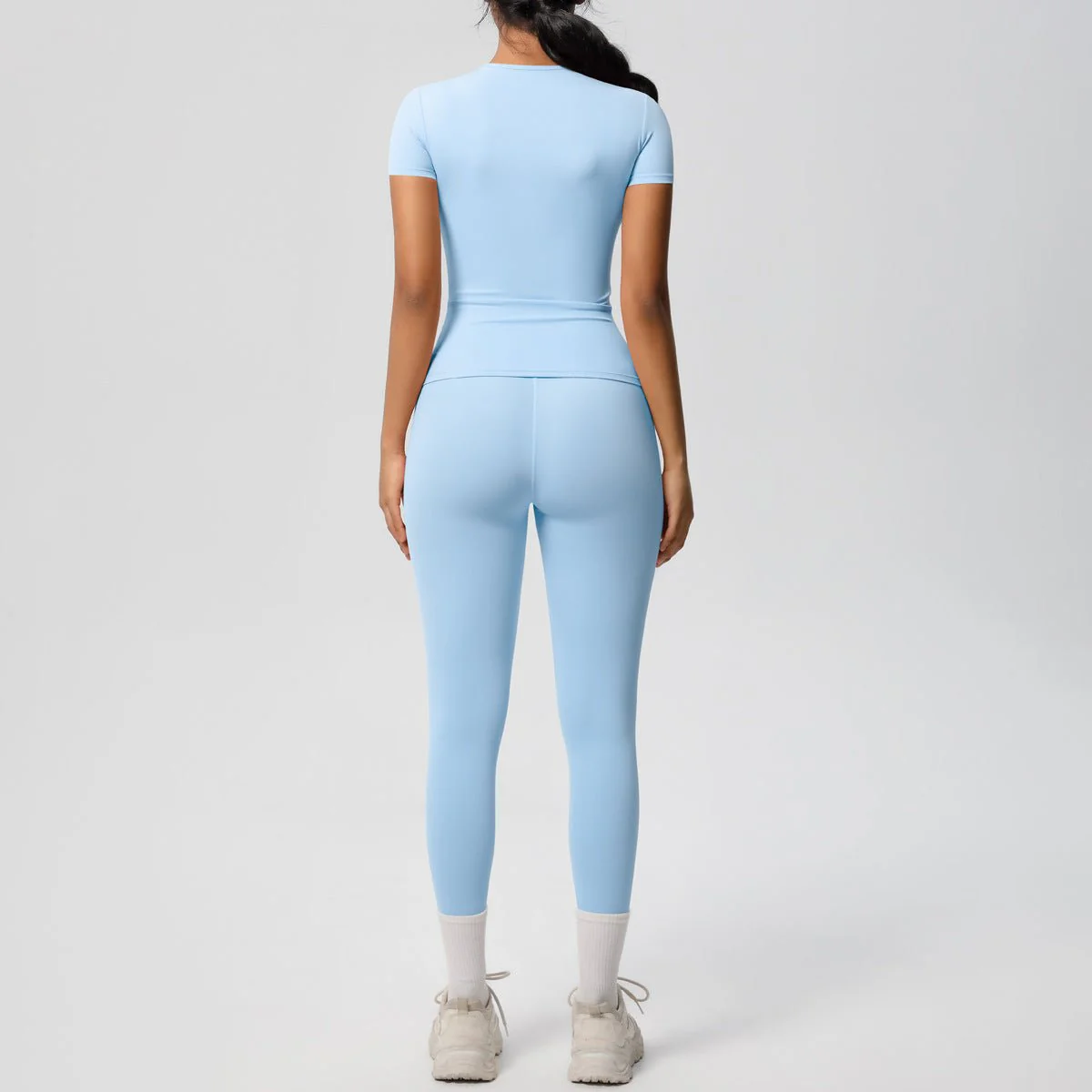 Aura Naked-Feel Set | Cohesive. Kinetic. Complete. A unifie - Image 3