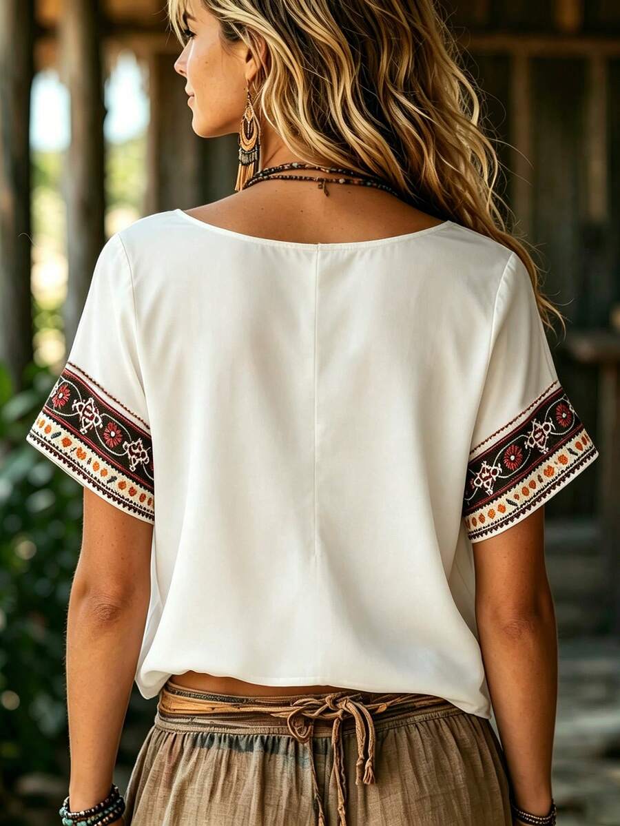 Women's Casual Floral Print Shirt - Image 2