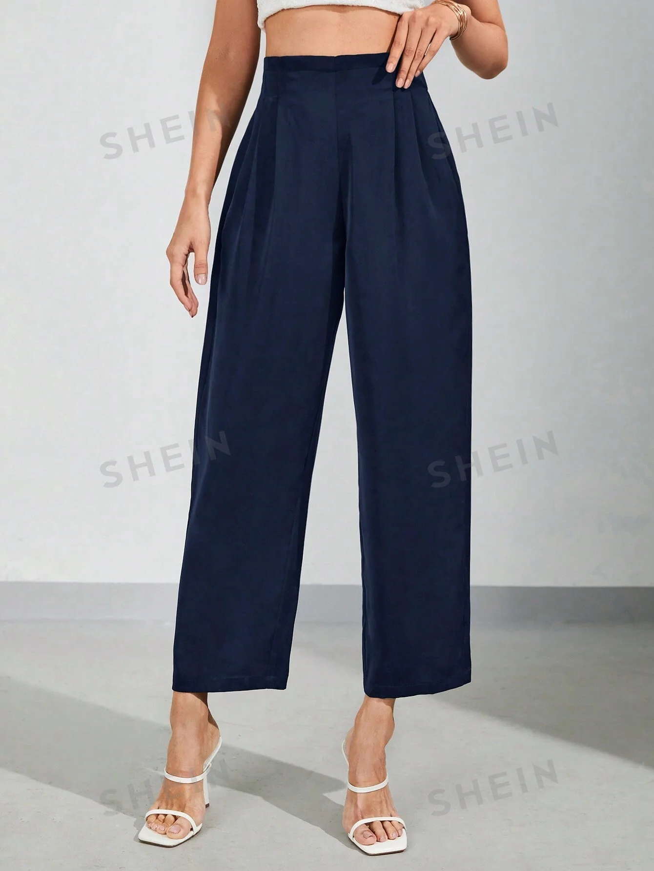 BIZwear Women's Solid Color Pleated Loose Fit Wide Leg Pants