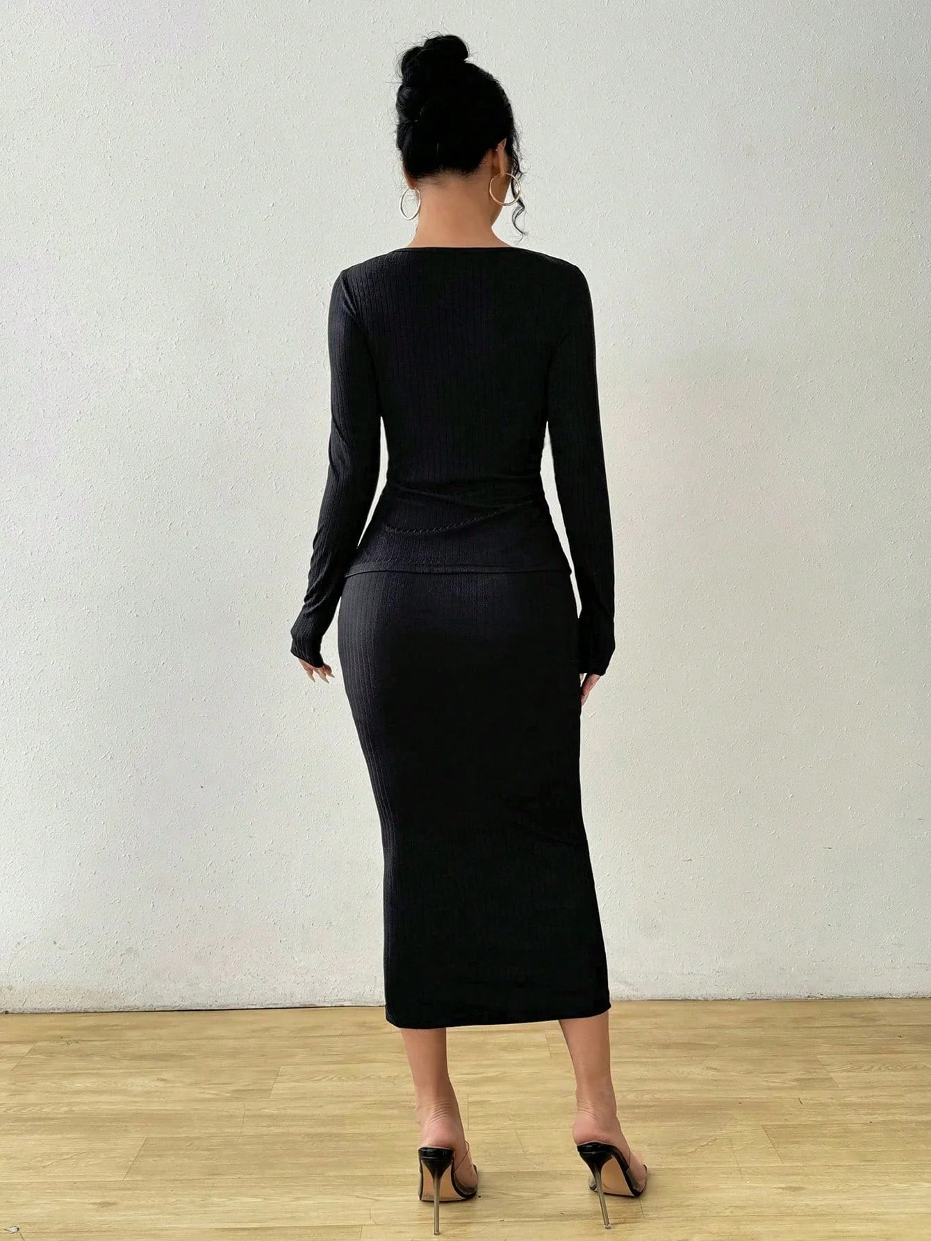Cut Out Asymmetrical Hem Tee & Skirt - Image 2