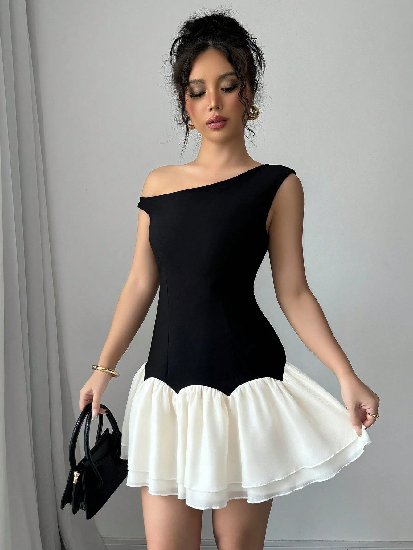 Dark And Light Color Block Woven Twill Splicing Organza Design Sleeveless Asymmetric Off-Shoulder New Women's Black Short Dress - Image 5