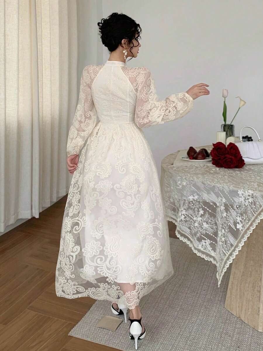 DAZY Elegant Waist-Cinched White Lace Dress, Suitable For Spring & Summer - Image 2