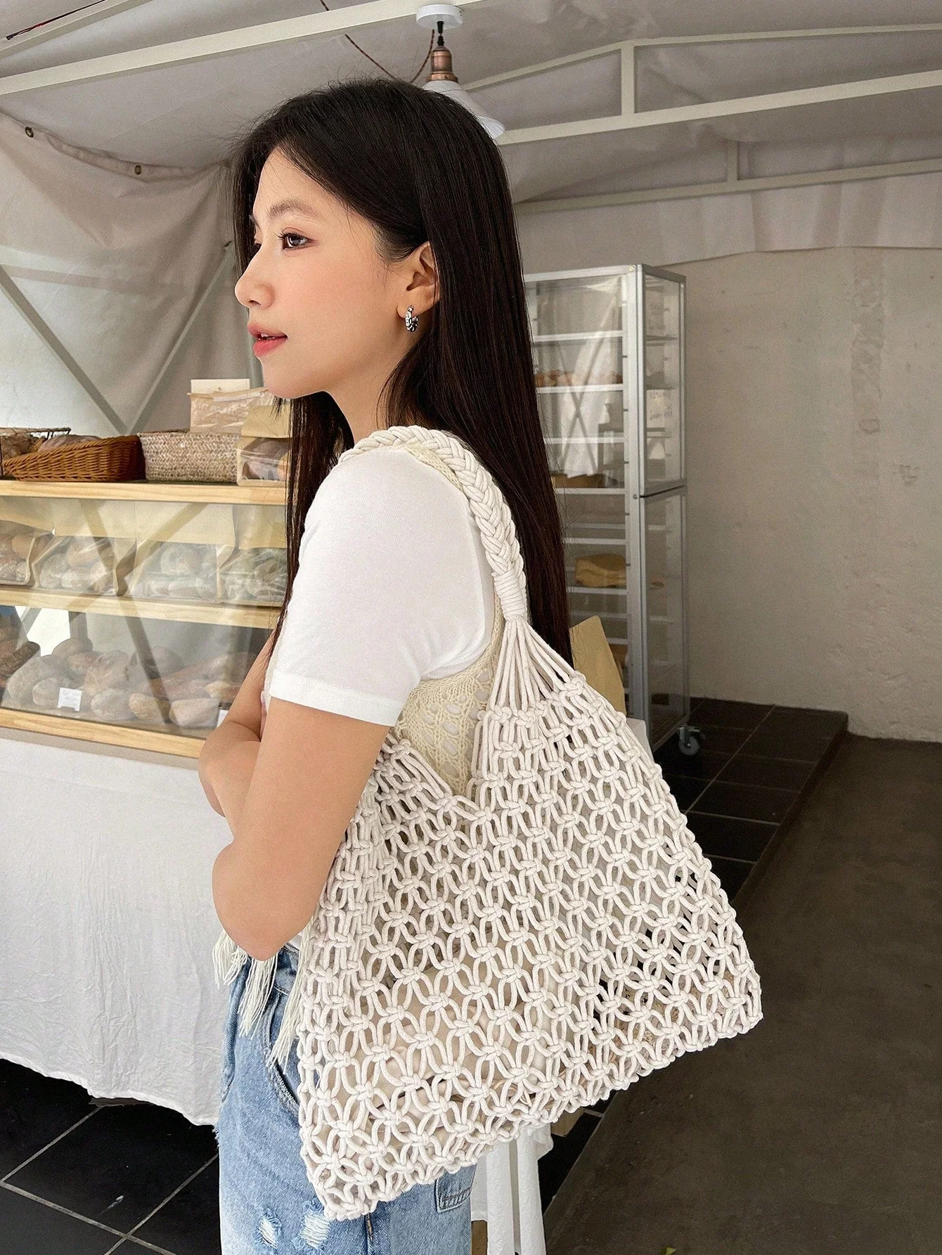 DAZY White Straw Bag Vacation Drawstring Double Handle - Image 2