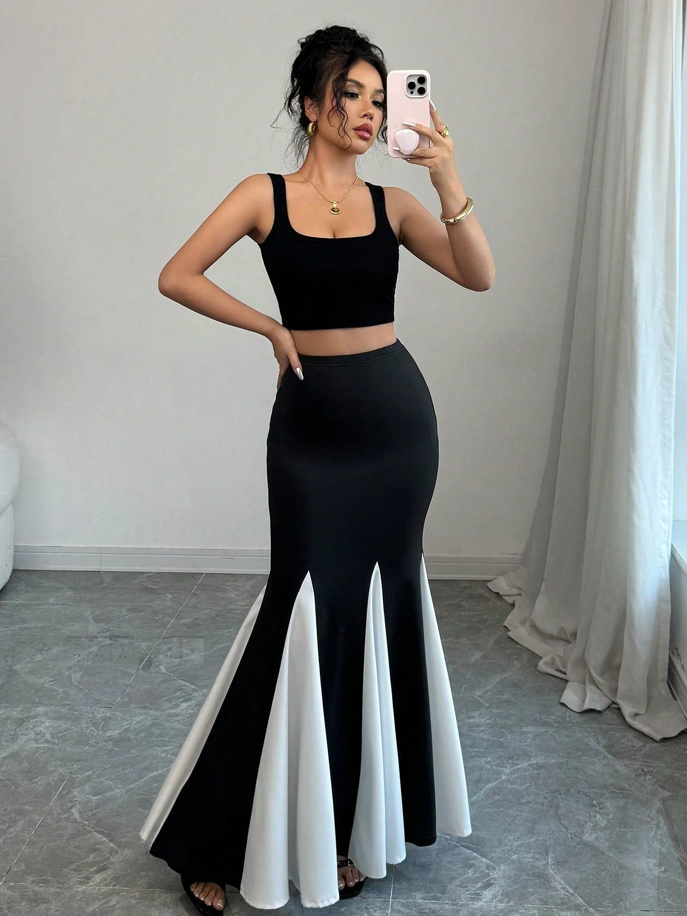 Elegant Black & White Splice Mermaid Skirt - Image 7