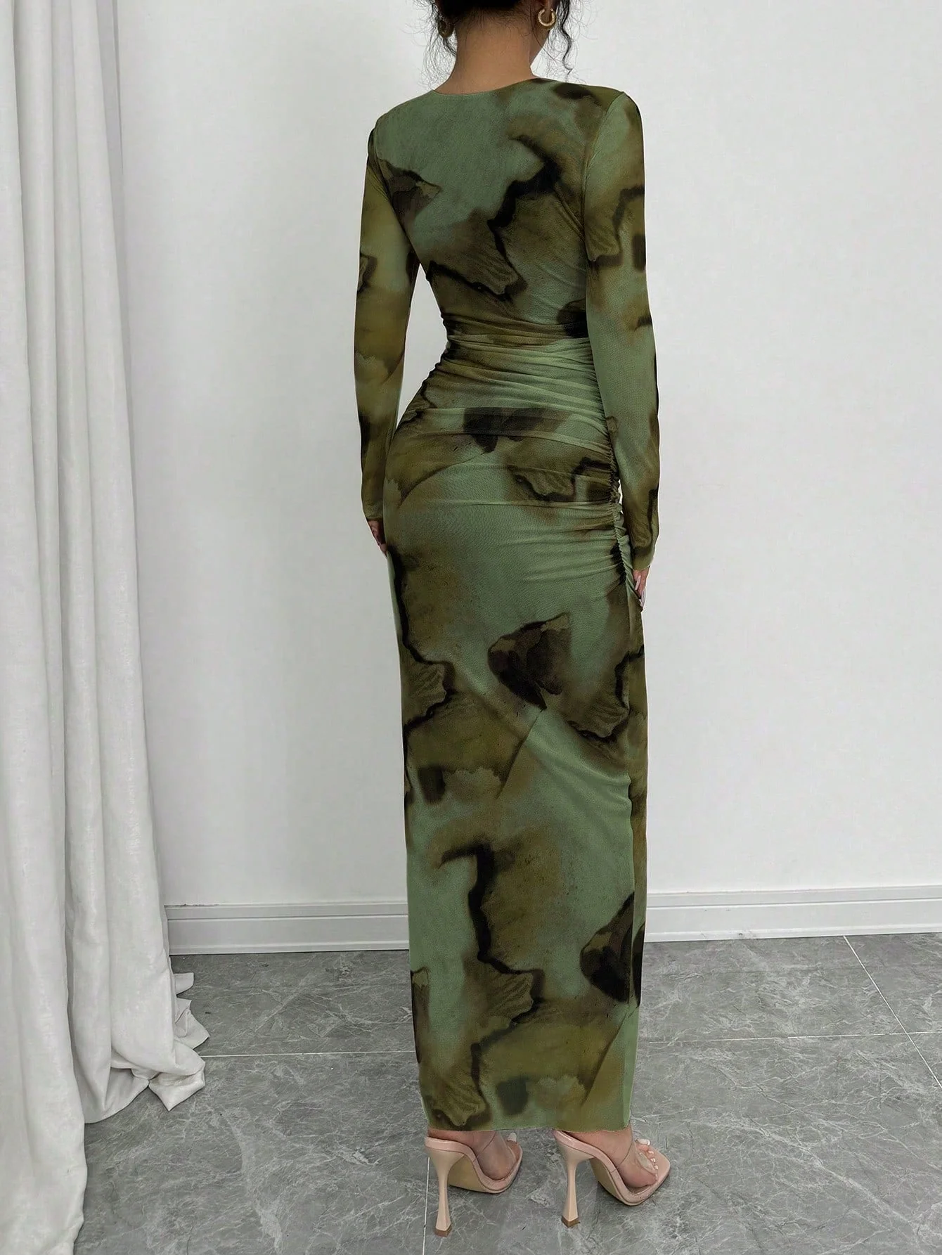 Elegant Gradient Long Sleeve Slimming Women's Dress - Image 4