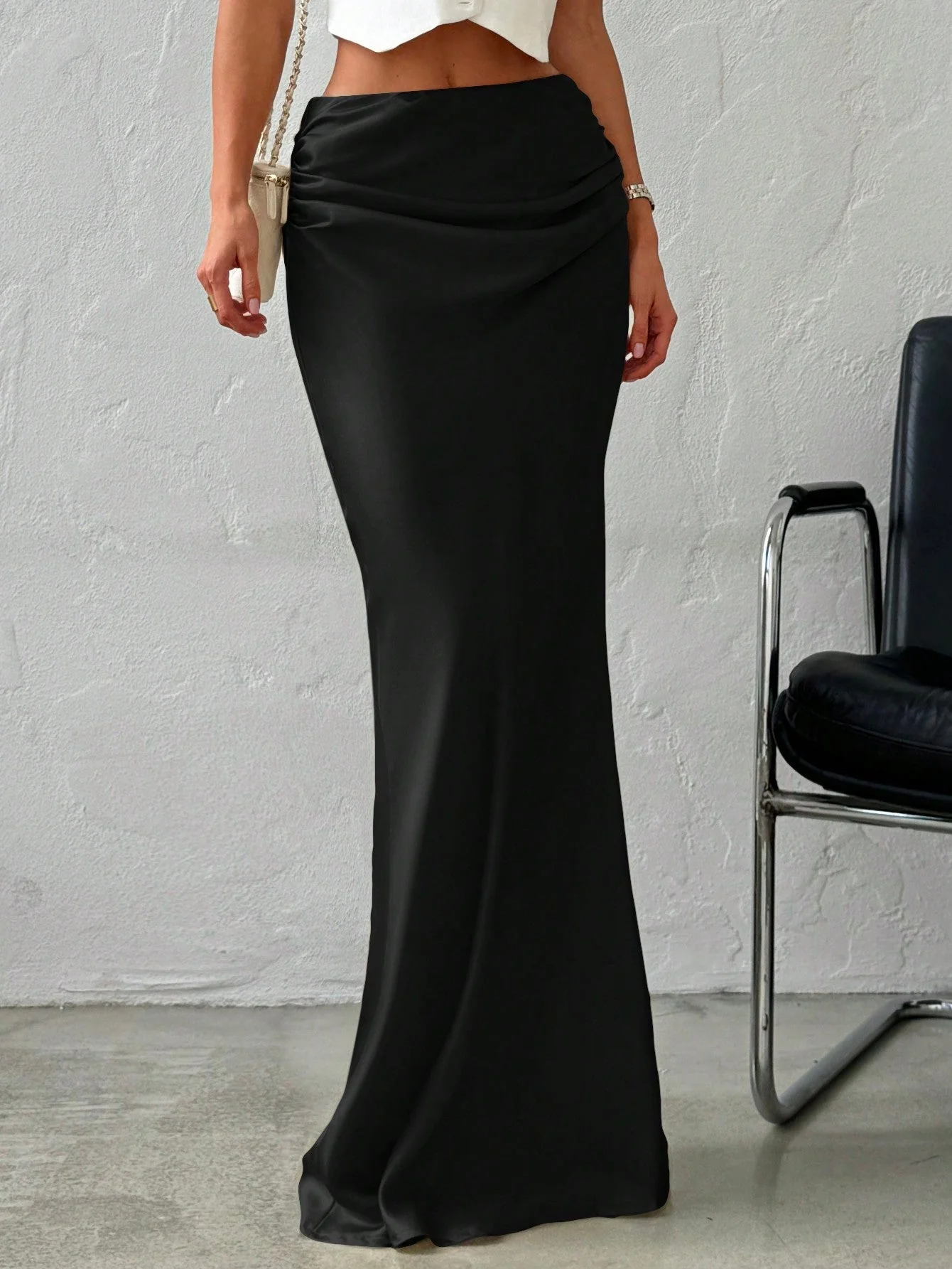 Elegant Simple Romantic Date/Work Versatile Solid Color Satin Maxi Skirt, Low Waist - Image 5