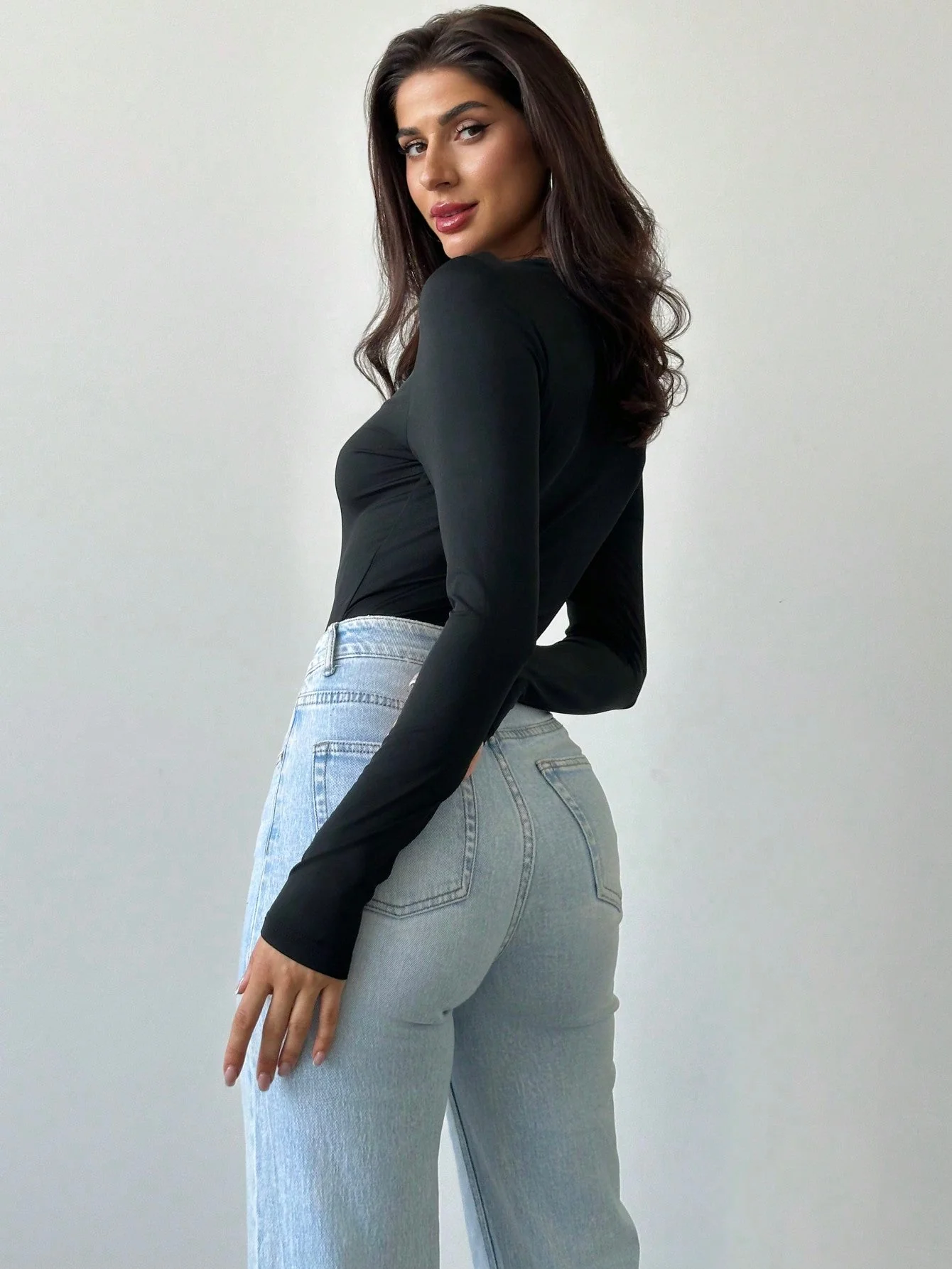 Elegant Sophisticated Fashion Hollow Rose Metal Ornament Black Tight Long Sleeve T-Shirt For Women - Image 7