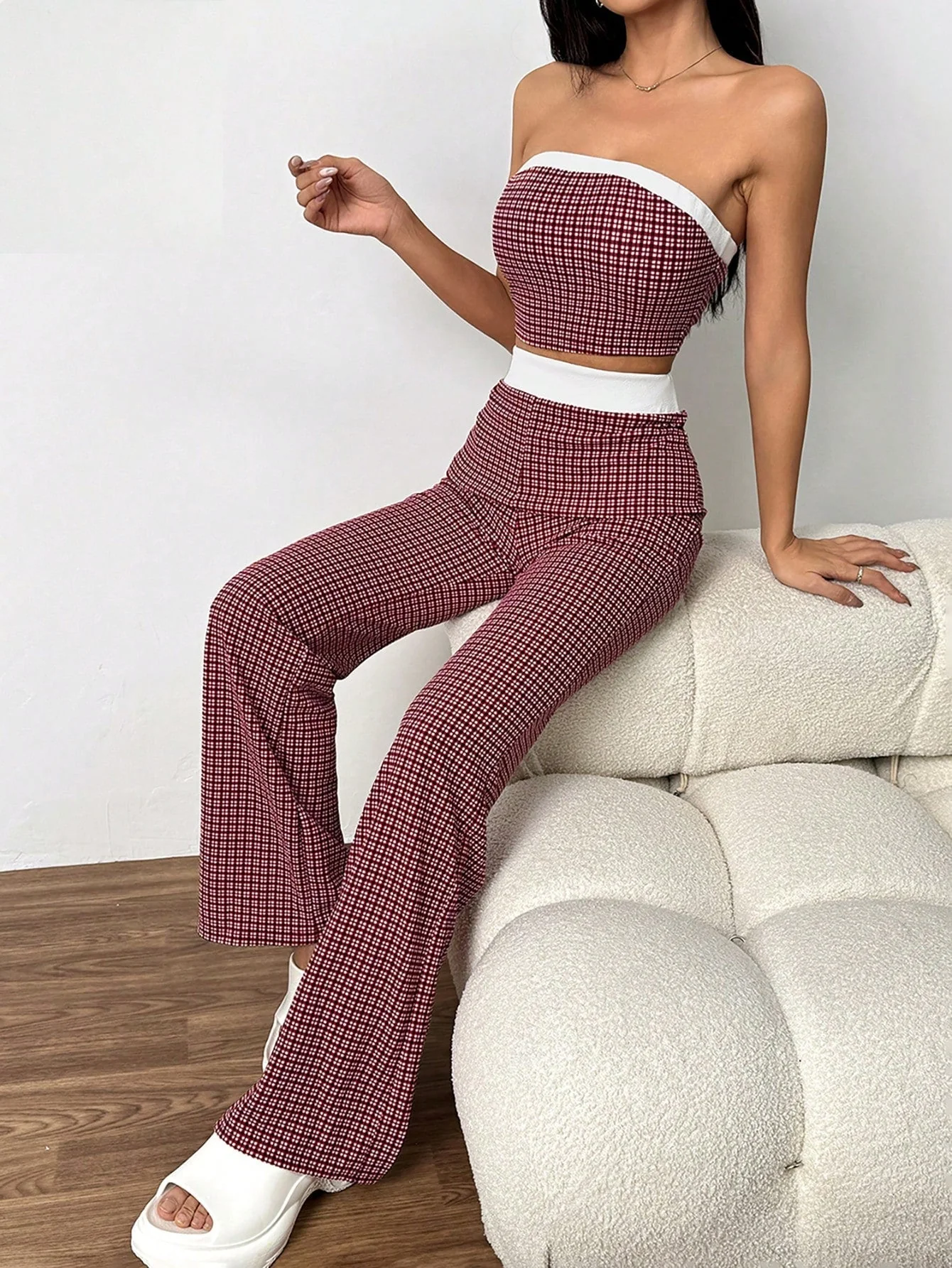 EZwear Plaid Print Contrast Trim Tube Top & Pants - Image 9