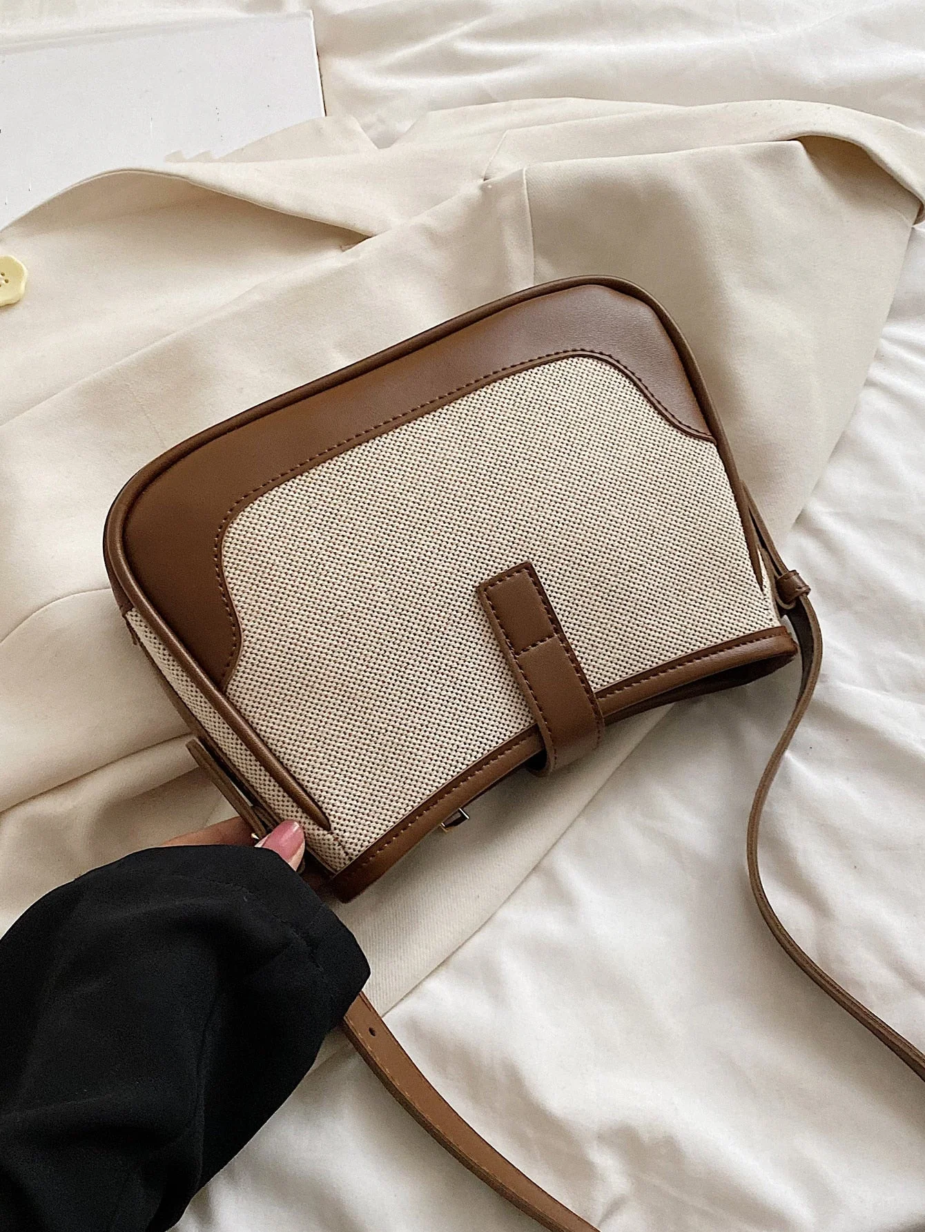 Fashionable Linen Cloth Color Blocking Elegant Shoulder Cross-body Bag - Image 15