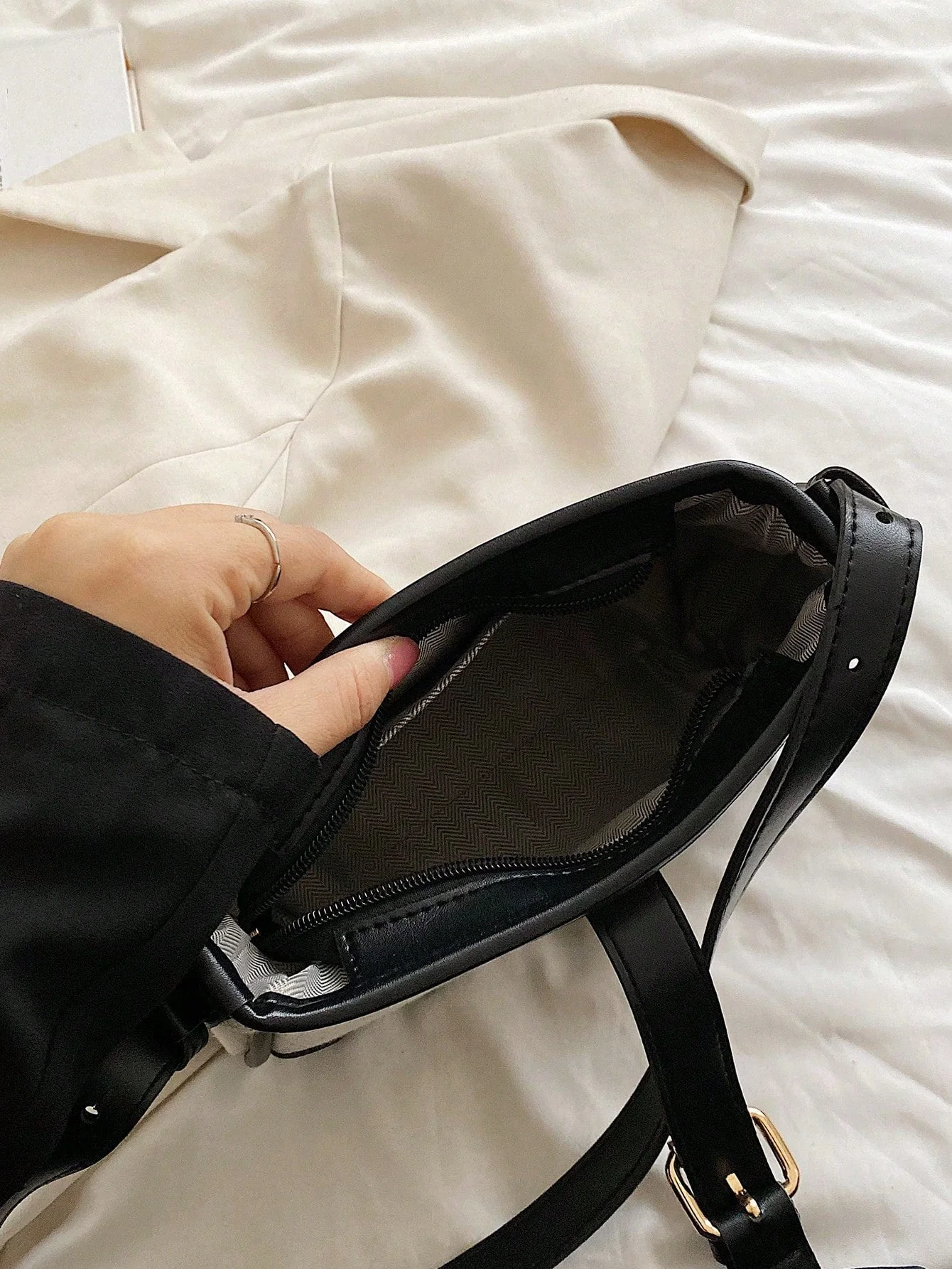 Fashionable Linen Cloth Color Blocking Elegant Shoulder Cross-body Bag - Image 22