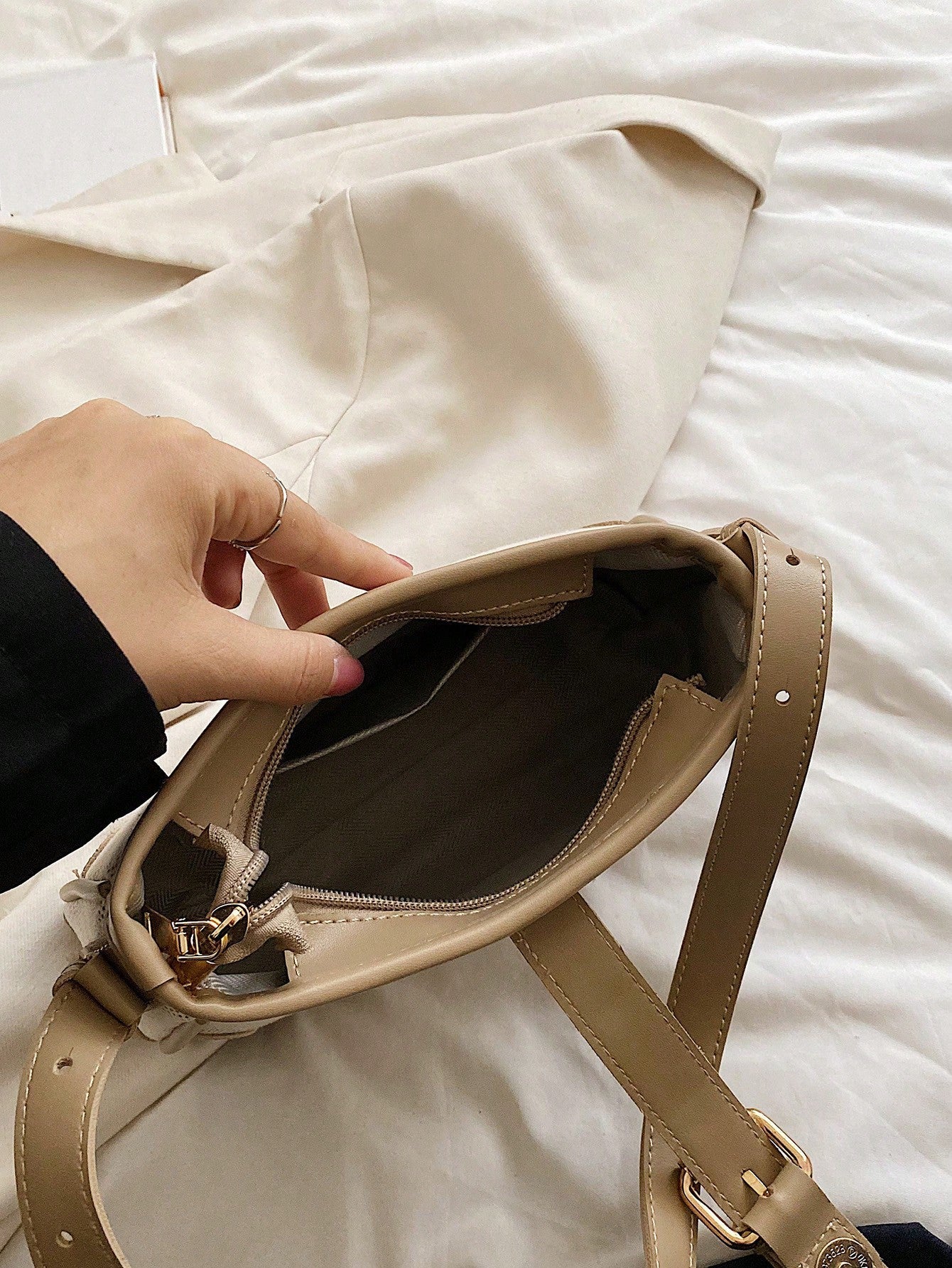 Fashionable Linen Cloth Color Blocking Elegant Shoulder Cross-body Bag - Image 8