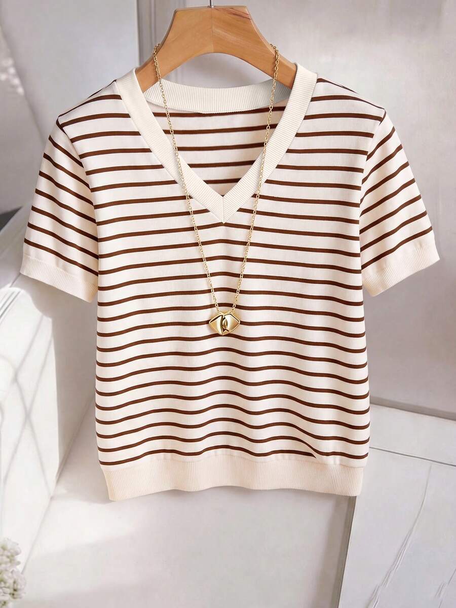 Striped V-Neck Short Sleeve T-Shirt For Women - Image 18