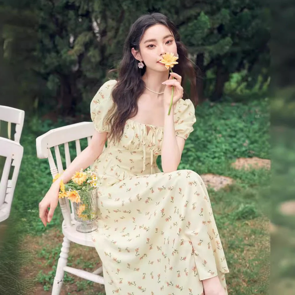French Hepburn style artistic forest long skirt stunning square neck floral dress FD - Image 2