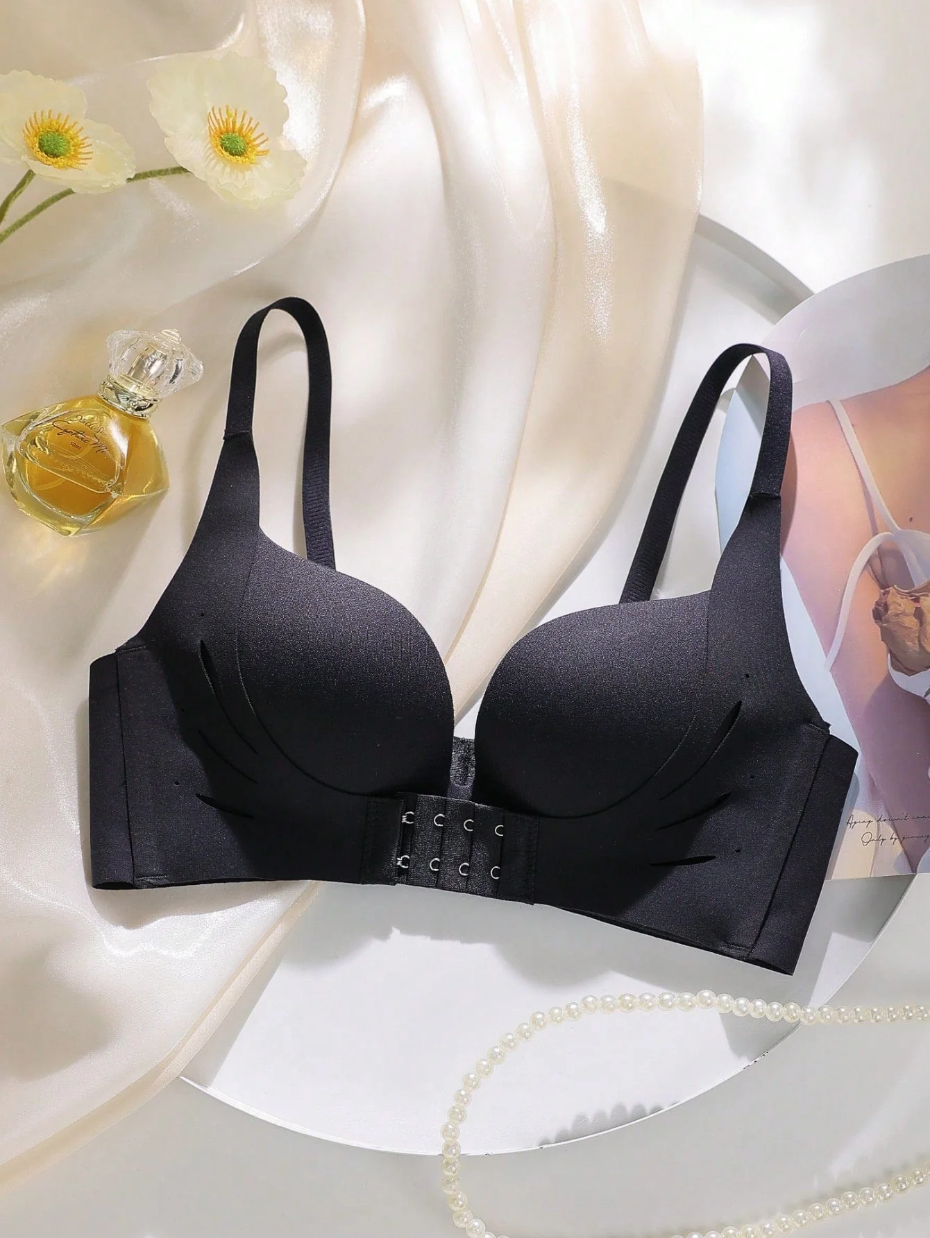 Front Closure Push Up Bra With Thick Padding, Wireless [For Small Bust] - Image 6
