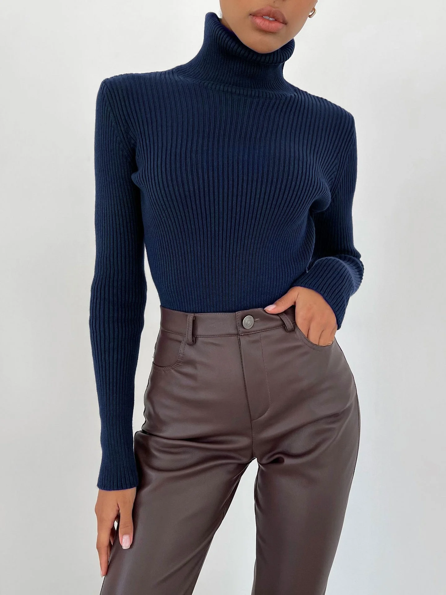High-necked knitted pullover sweater for women - Image 19