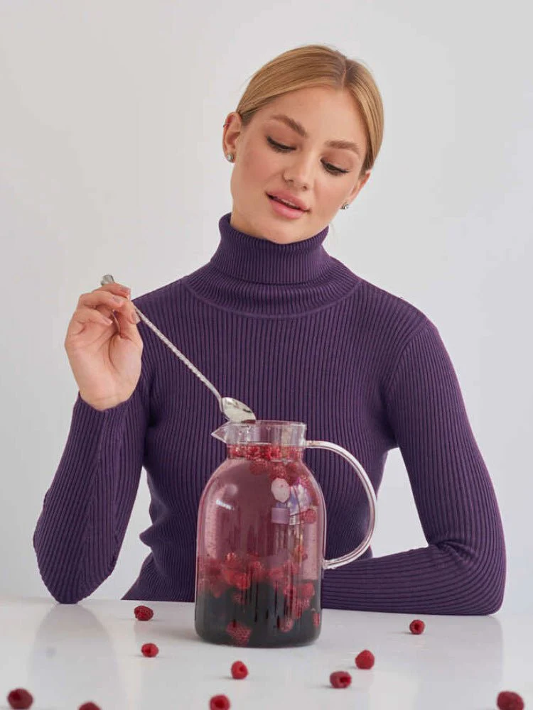 High-necked knitted pullover sweater for women - Image 25
