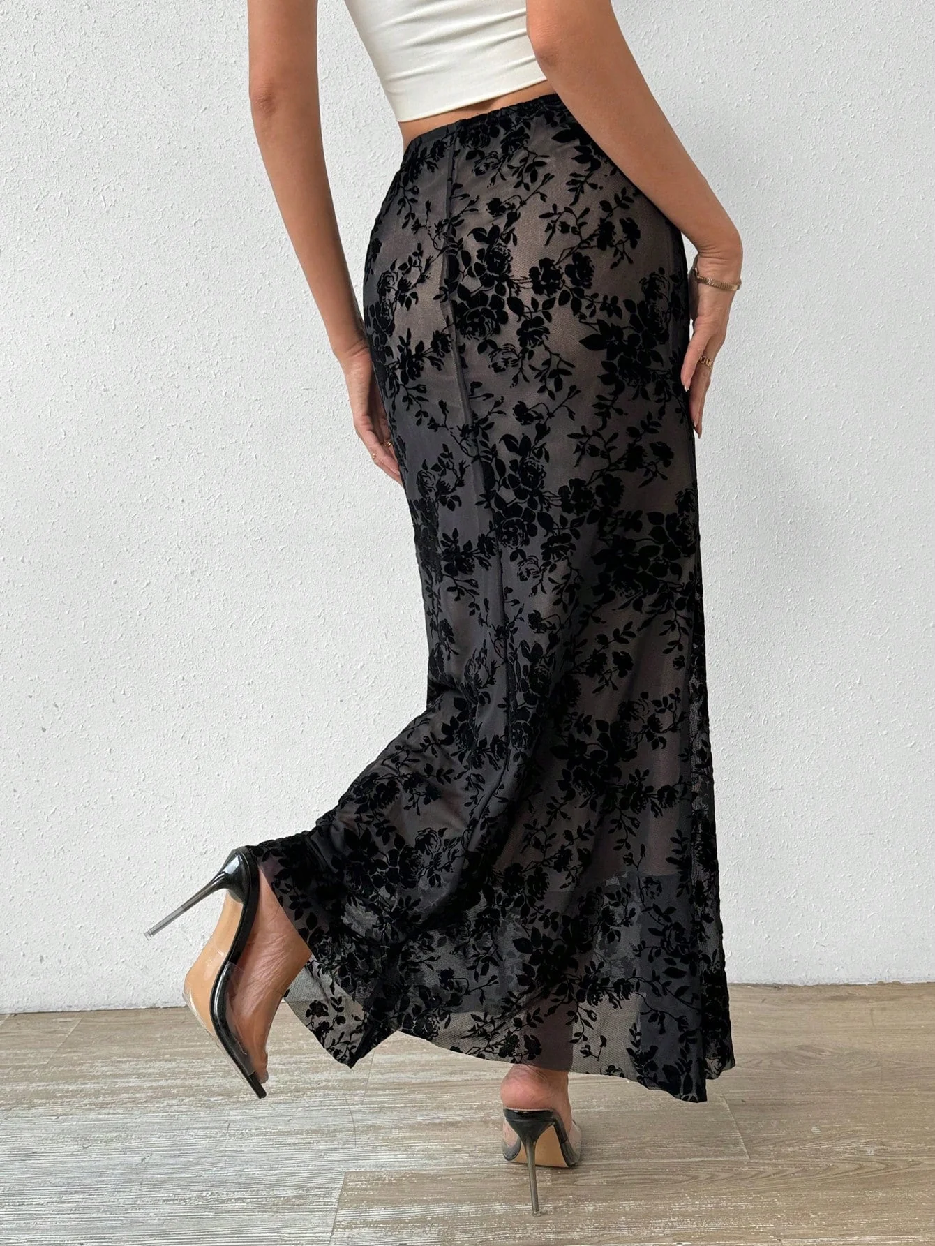High-Waisted Floral Flocking Mesh Maxi Mermaid Skirt - Image 2