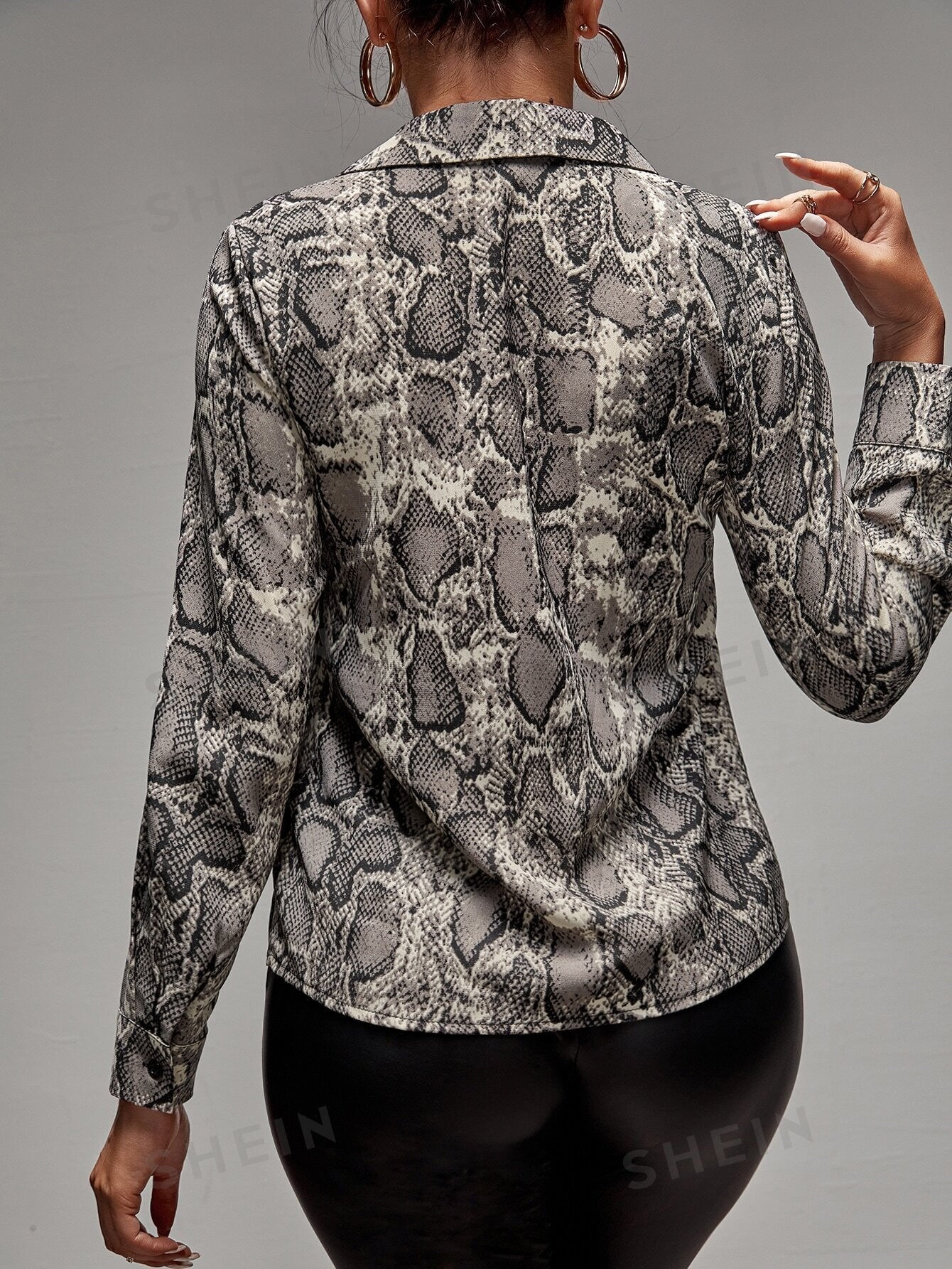 Lady Snakeskin Print Button Up Shirt - Image 2