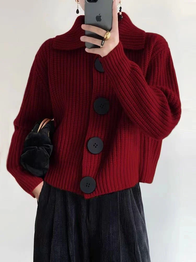 Loose Korean style large button lapel knitted cardigan - Image 10