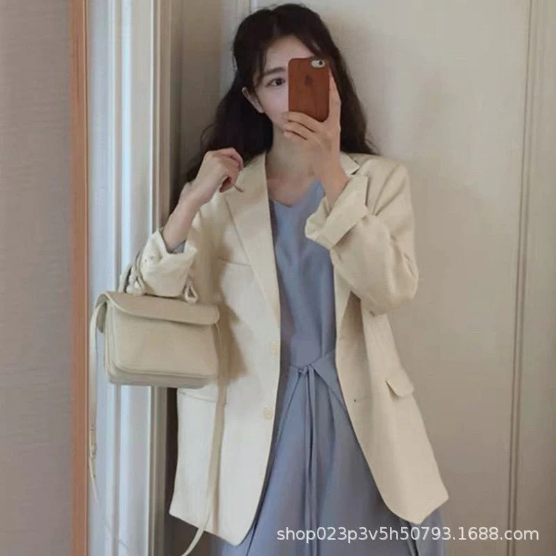 Luxury casual button blazer for women - Image 4