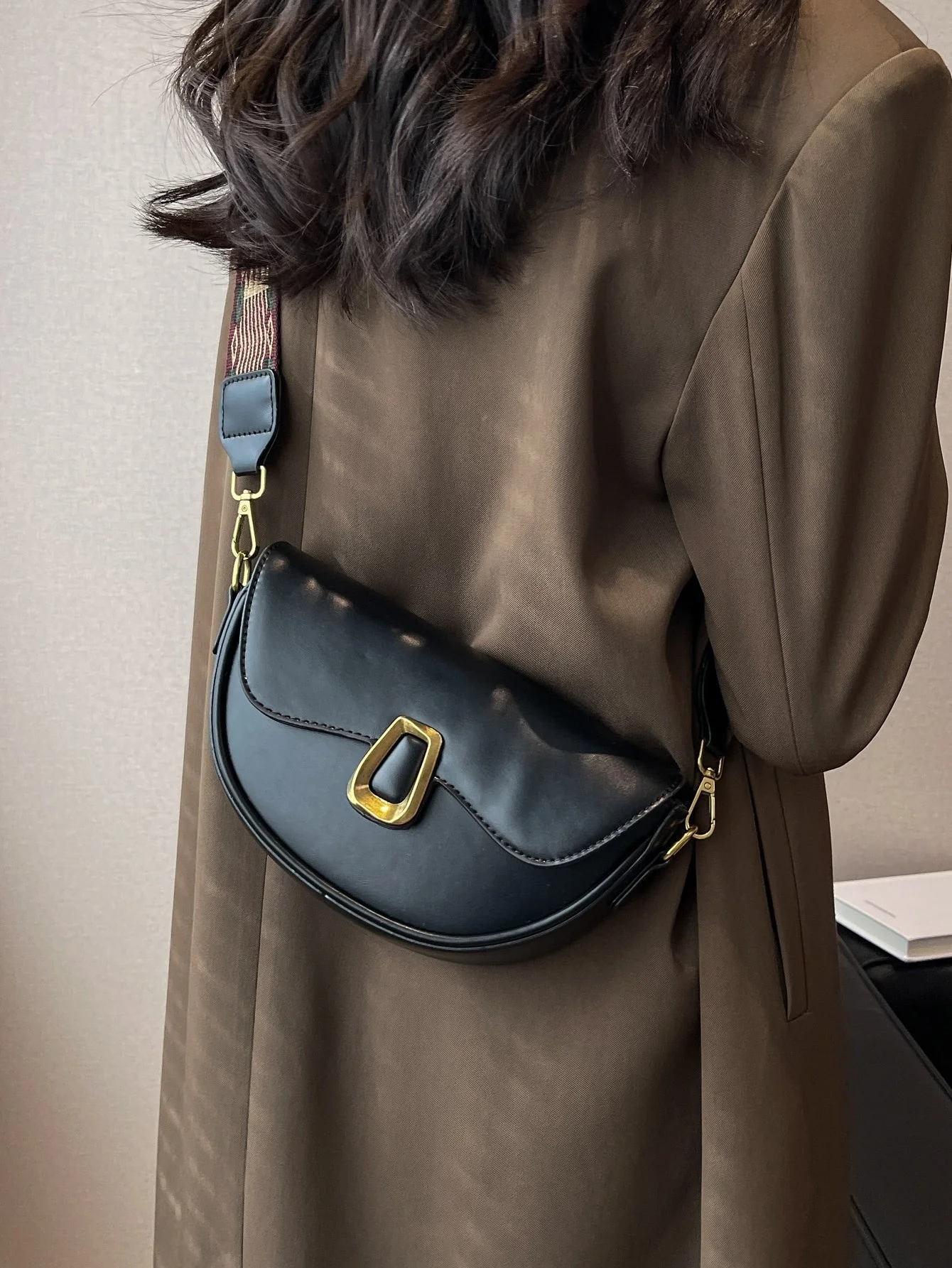 Metal Decor Flap Saddle Bag - Image 3