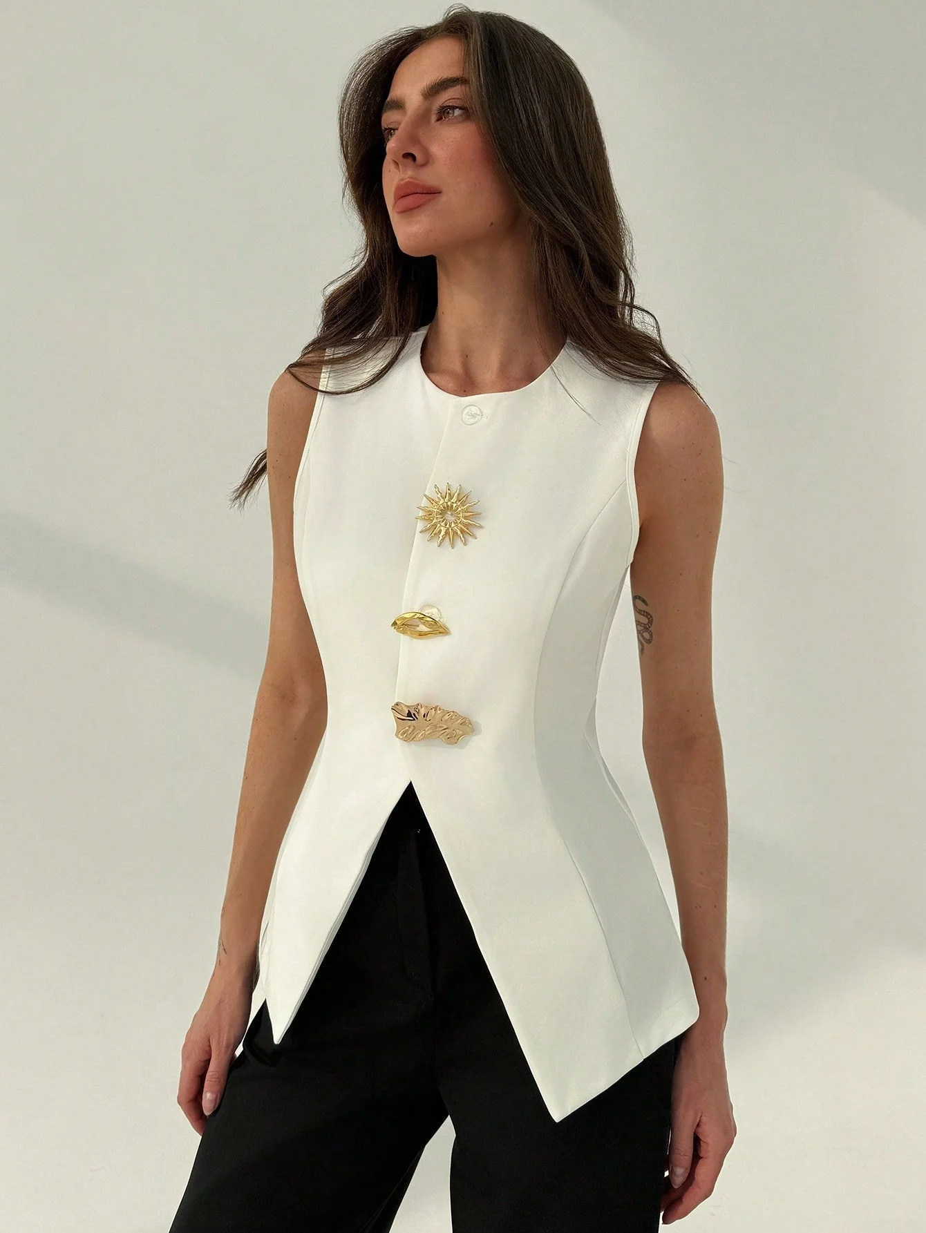 Minimalist Refined Office Crew Neck Fitted Metallic Decor Split Hem White Blazer For Women FD - Image 7