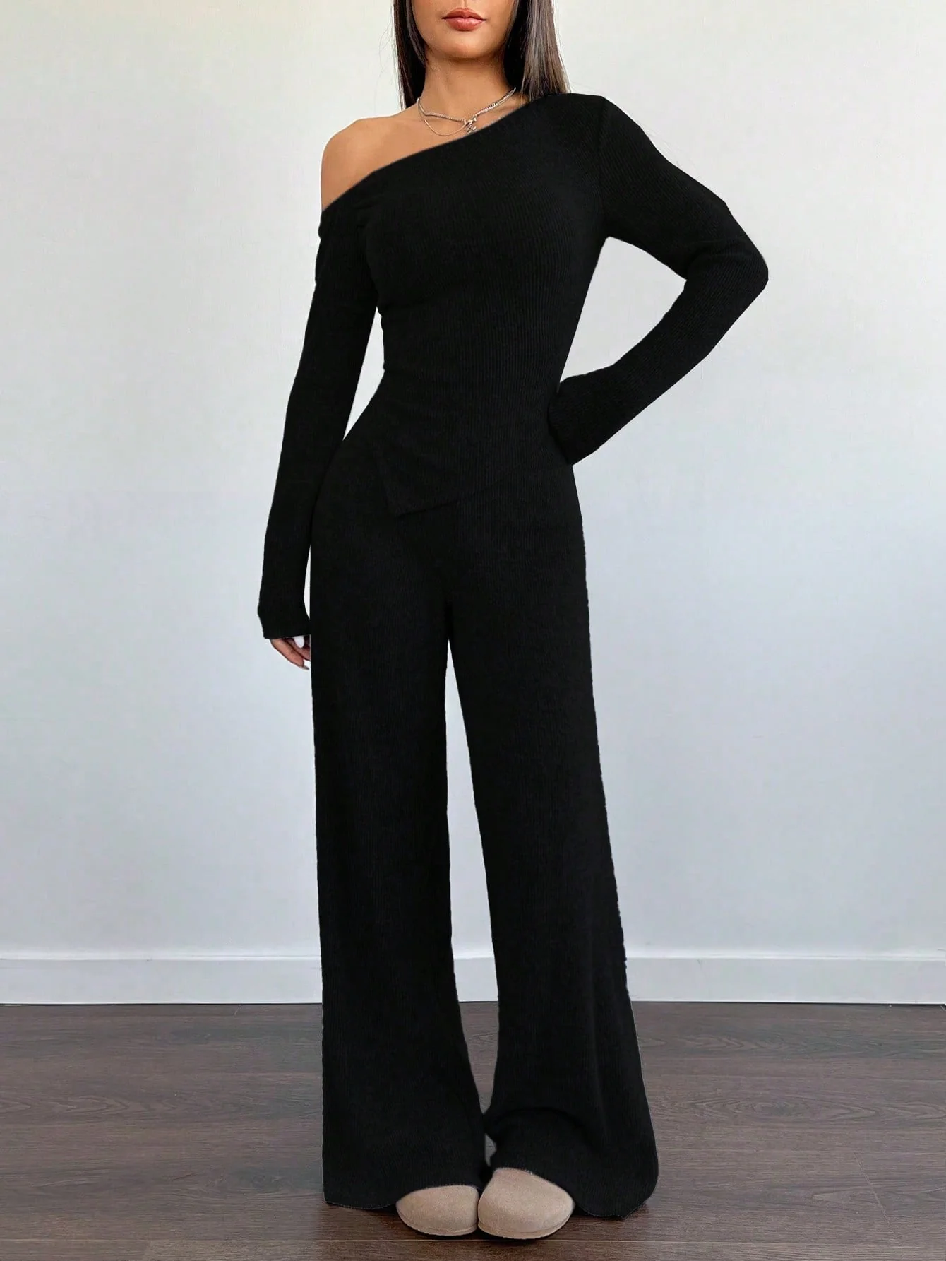 MOOSTA 2pcs/Set Women Plush Asymmetrical Asymmetrical Neck T-Shirt & Wide-Leg Pants Casual
