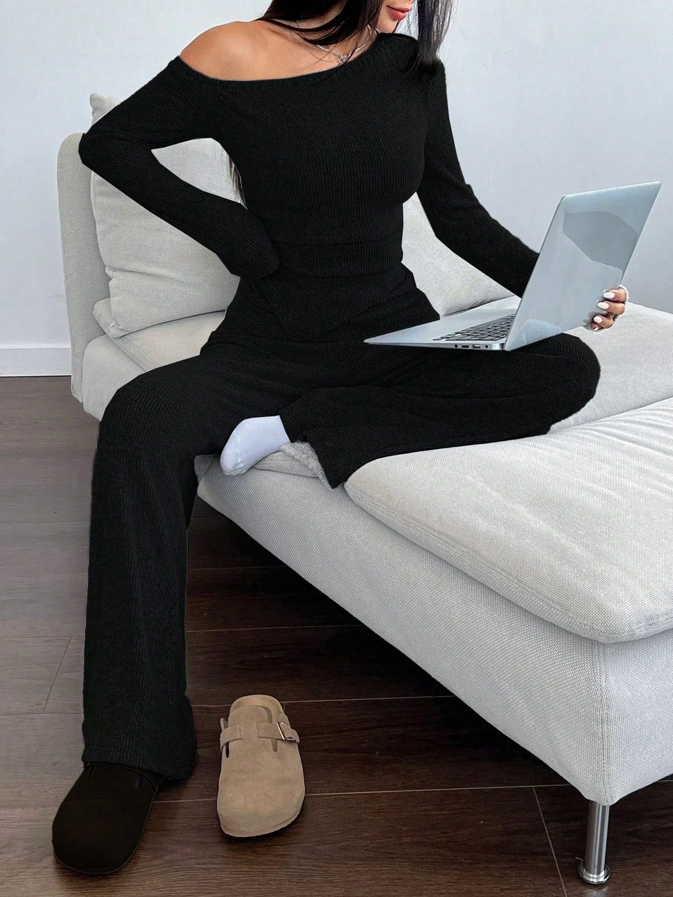 MOOSTA 2pcs/Set Women Plush Asymmetrical Asymmetrical Neck T-Shirt & Wide-Leg Pants Casual - Image 8