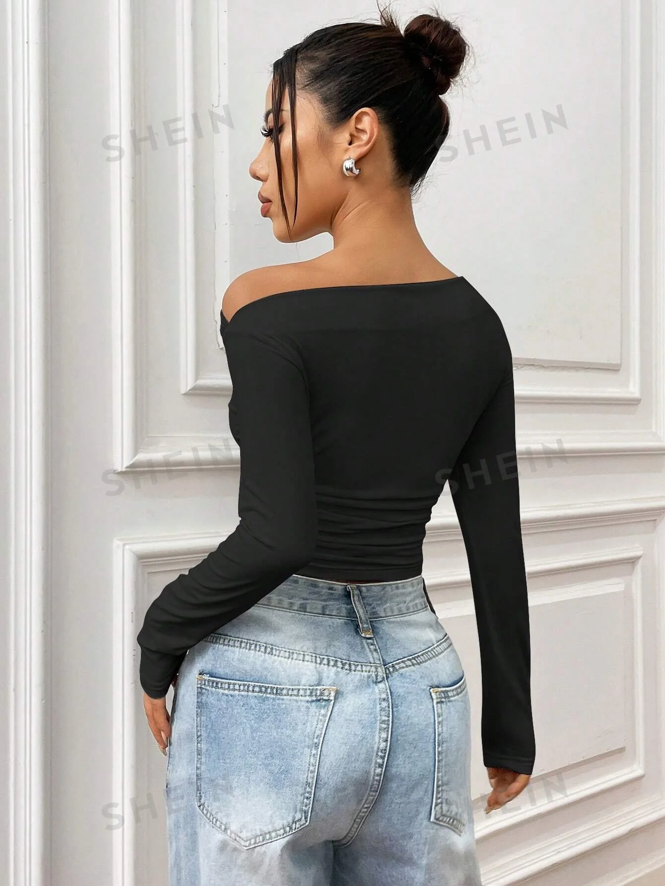 MOOSTA Women's Off Shoulder Long Sleeve Ruffled T-Shirt - Image 3