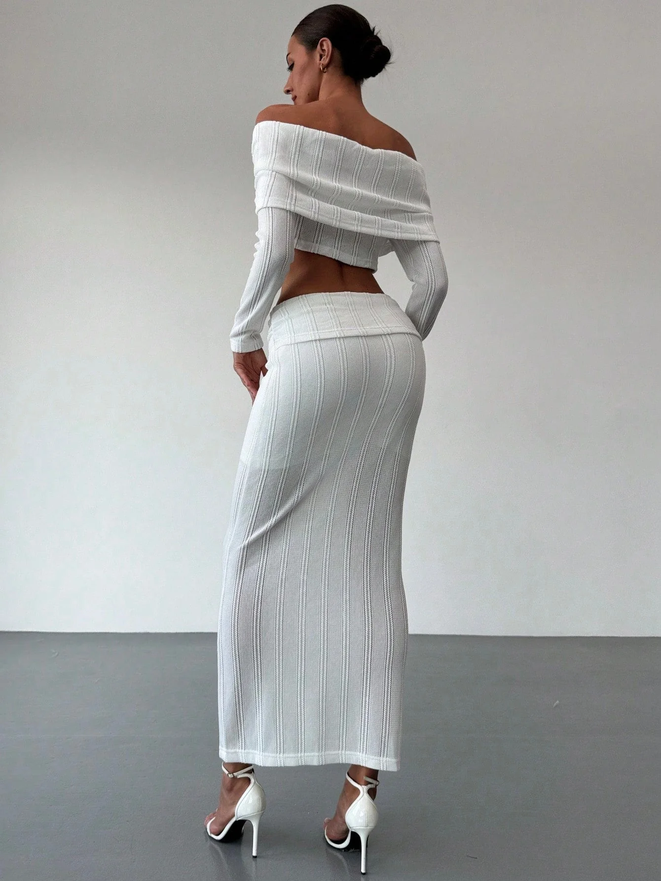 Off-Shoulder Cropped Sleeve Textured Blouse + High-Waist Textured Skirt Set For Date, - Image 2