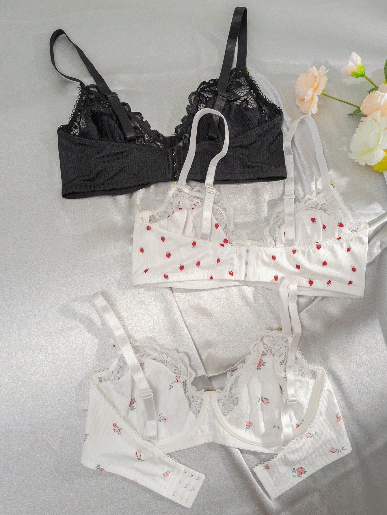 Plus 3pcs Contrast Lace Underwire Bra - Image 6