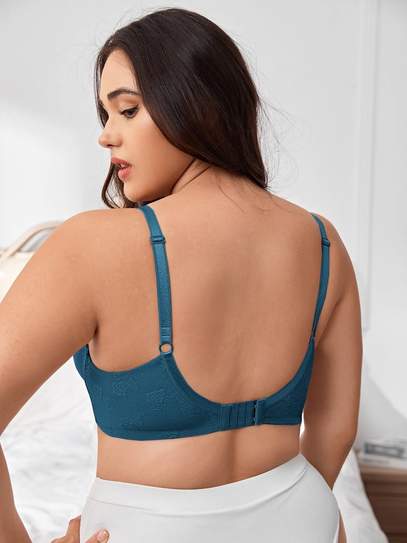 Plus Floral Jacquard Bow Front Push Up Bra FD - Image 7