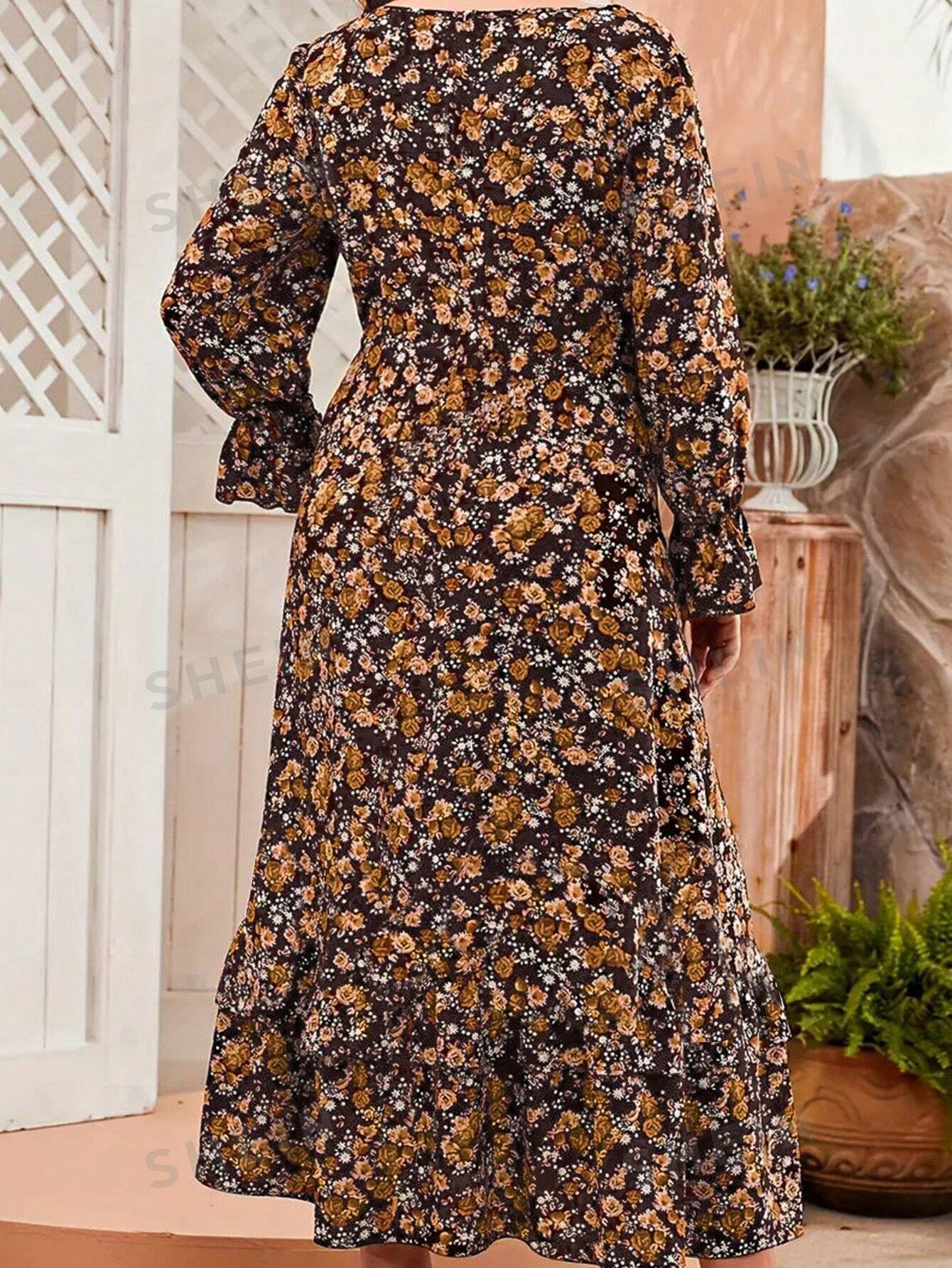 Plus Size V-neck Lotus Leaf Sleeve Long Sleeve Printed Dress - Image 3