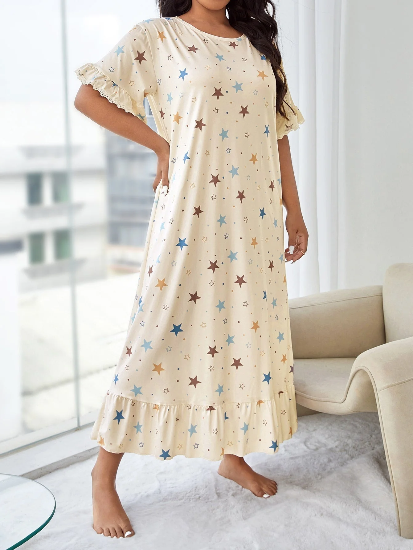 Plus Star Print Ruffle Hem Nightdress - Image 6