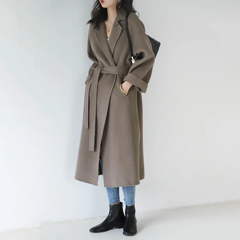 Premium Long Wool Coat – British Style Elegant Outerwear | Extra Long Warm Woolen Overcoat for Autumn Winter 2025