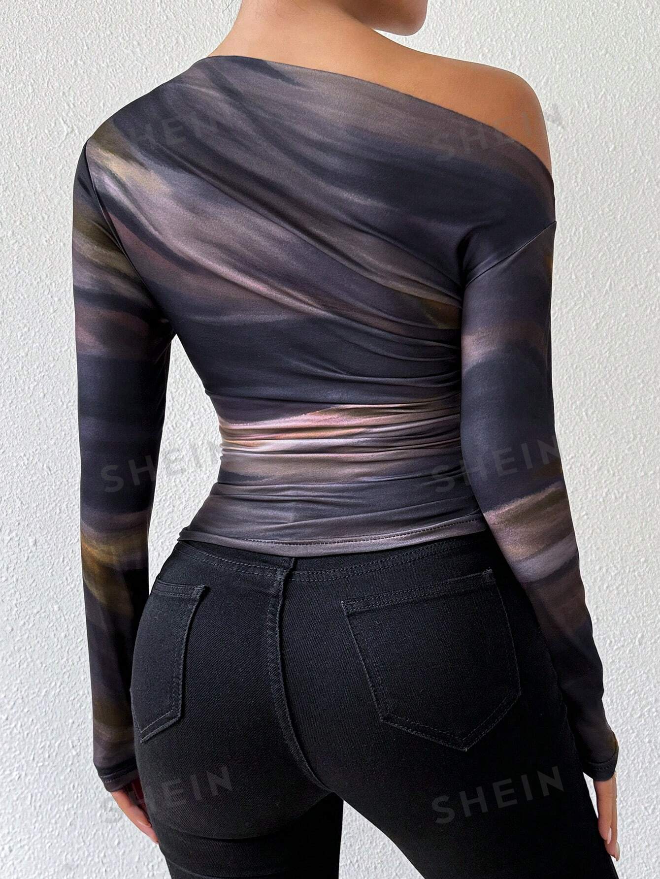 Privé Marble Gradient Print Asymmetric Asymmetrical Neck Long Sleeve T-Shirt With Pleats  FD - Image 5