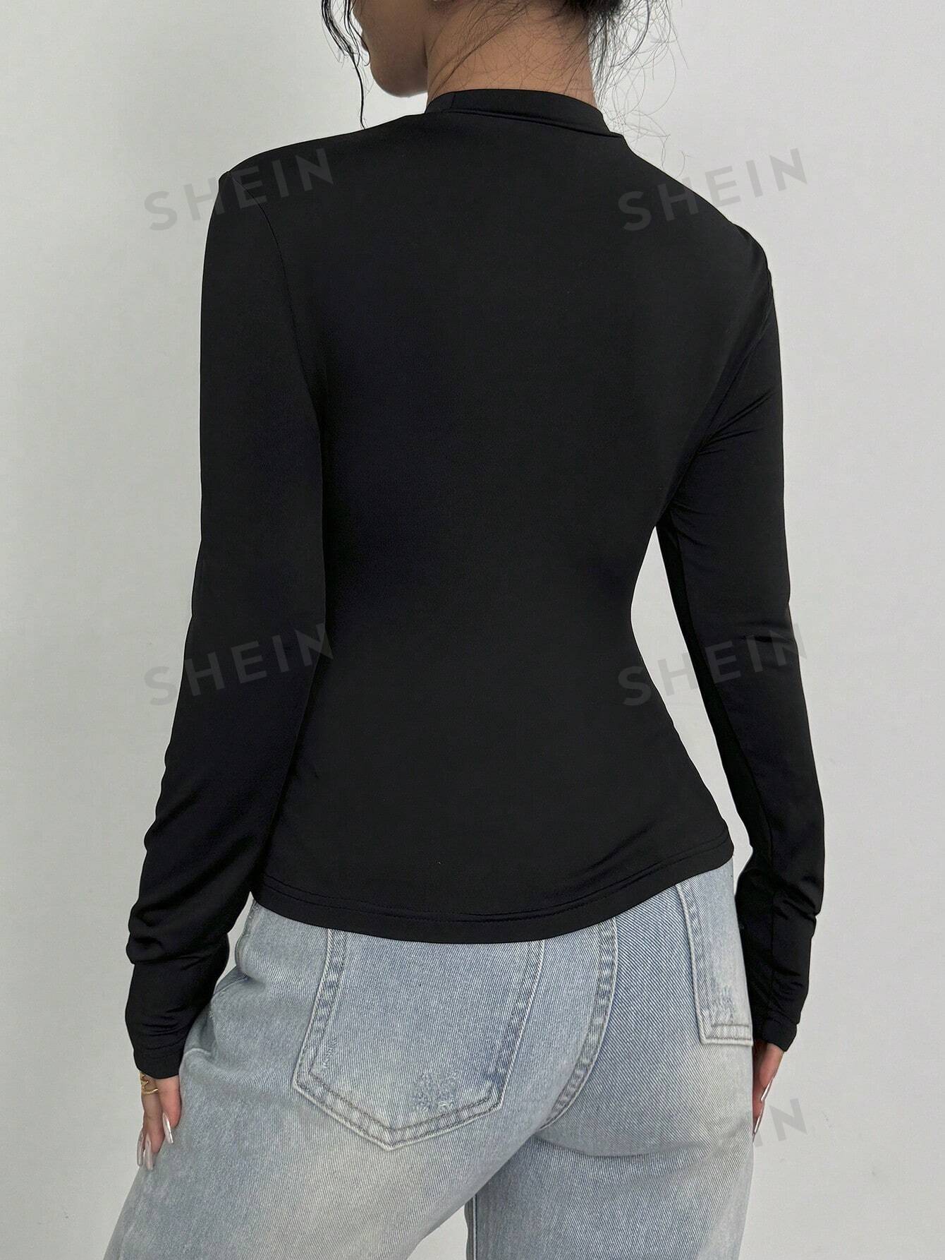 Privé Women's Elegant Vintage Style Floral 3D Print Long Sleeve Slim Fit T-Shirt - Image 3