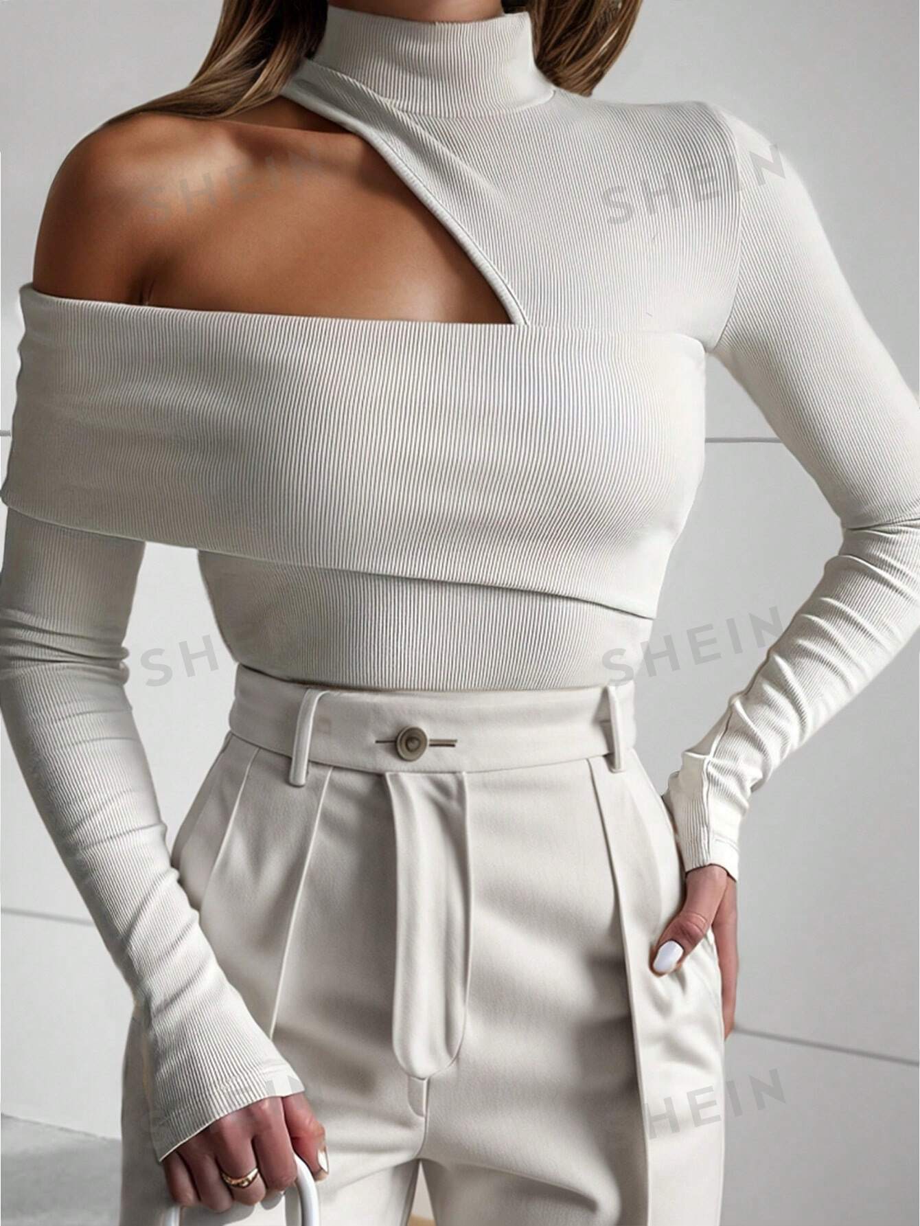 Privé Women's Solid Ribbed Knit Stand Collar Hollow Out Long Sleeve T-Shirt - Image 4
