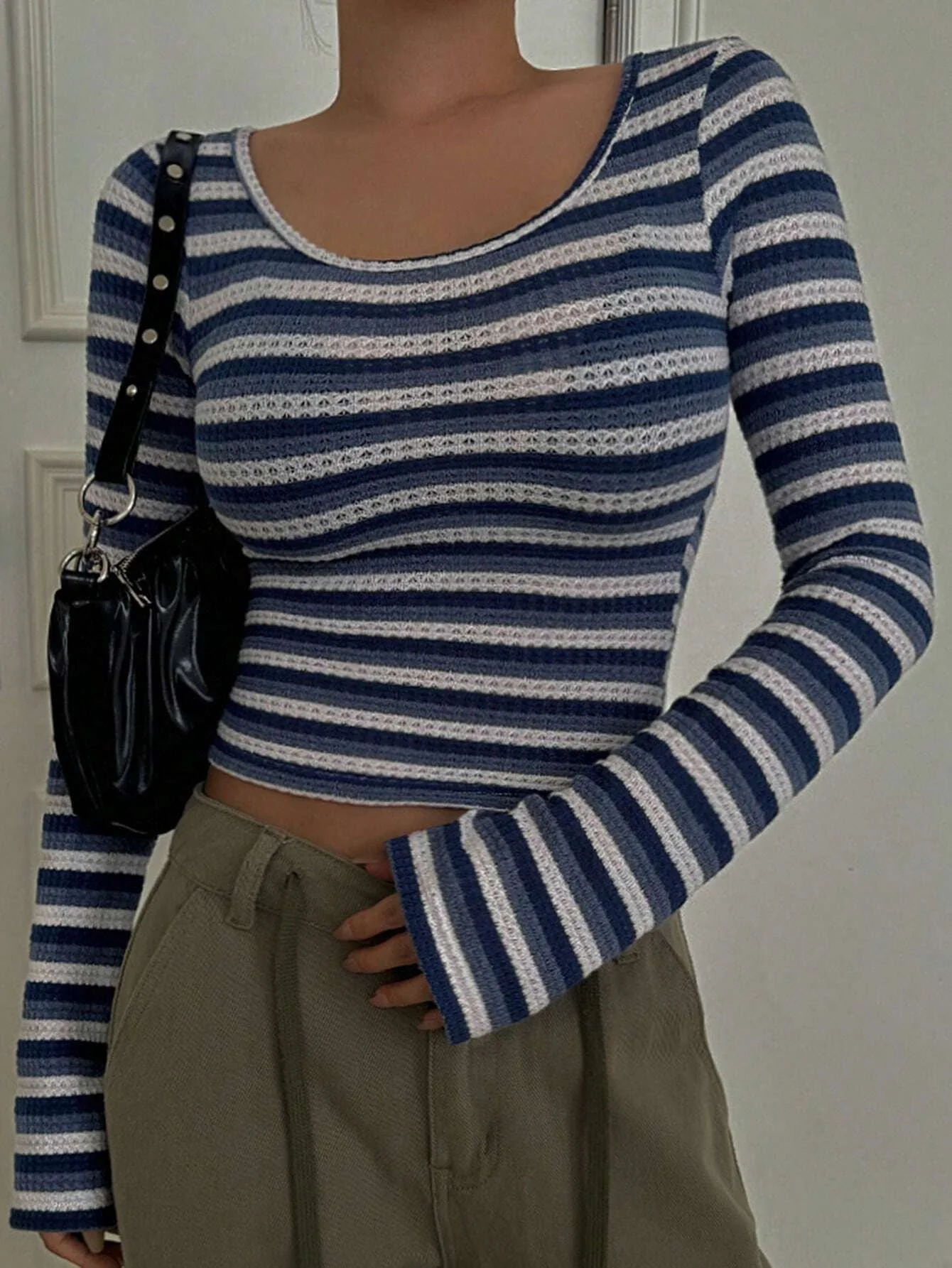 Pullover round neck slim striped high-end long-sleeved T-shirt