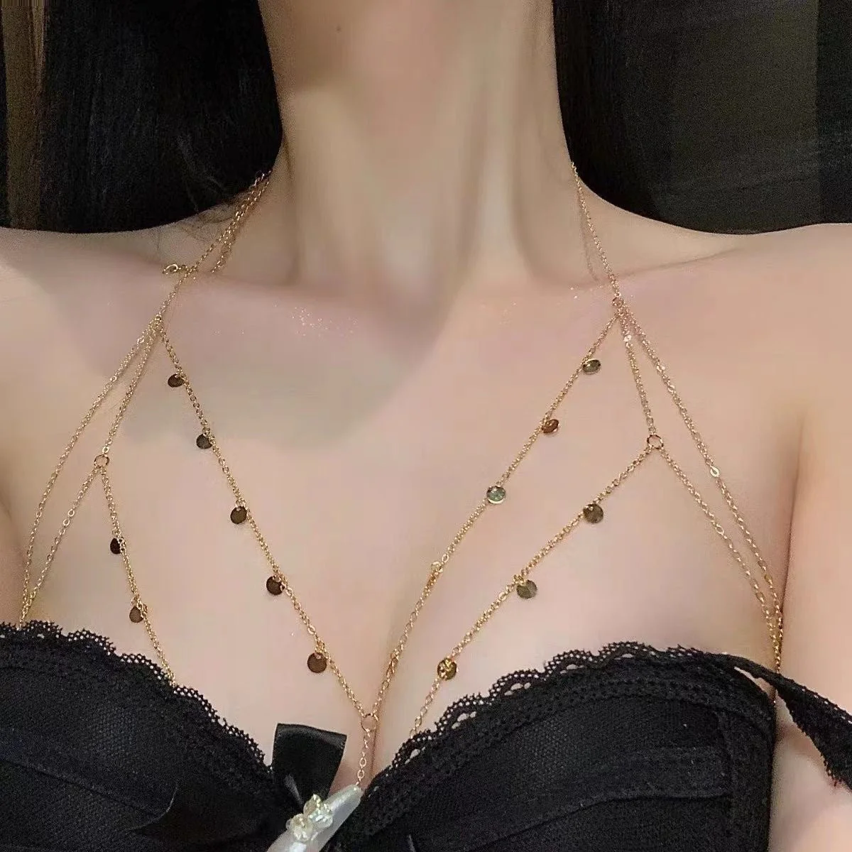 Pure desire style sxy metal body chain clavicle chain ins light luxury chest chain