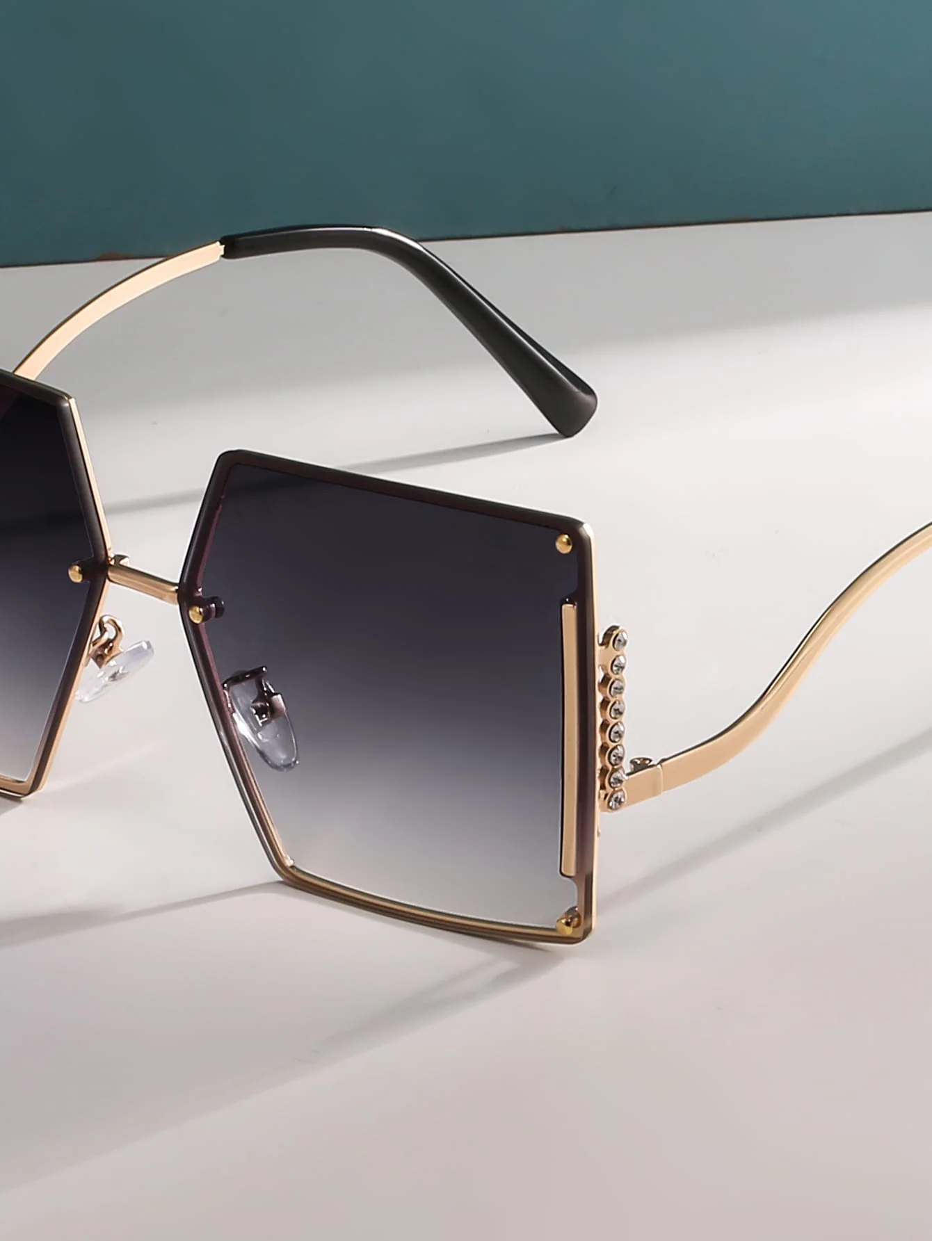 Rhinestone Decor Square Frame Oversized Fashion Glasses - Image 6
