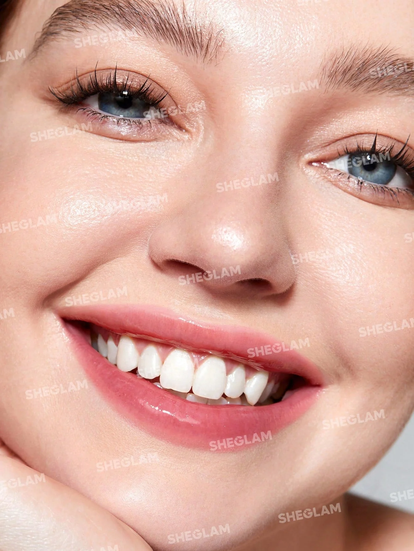 SHEGLAM Glow Addict Lip Balm - Image 20
