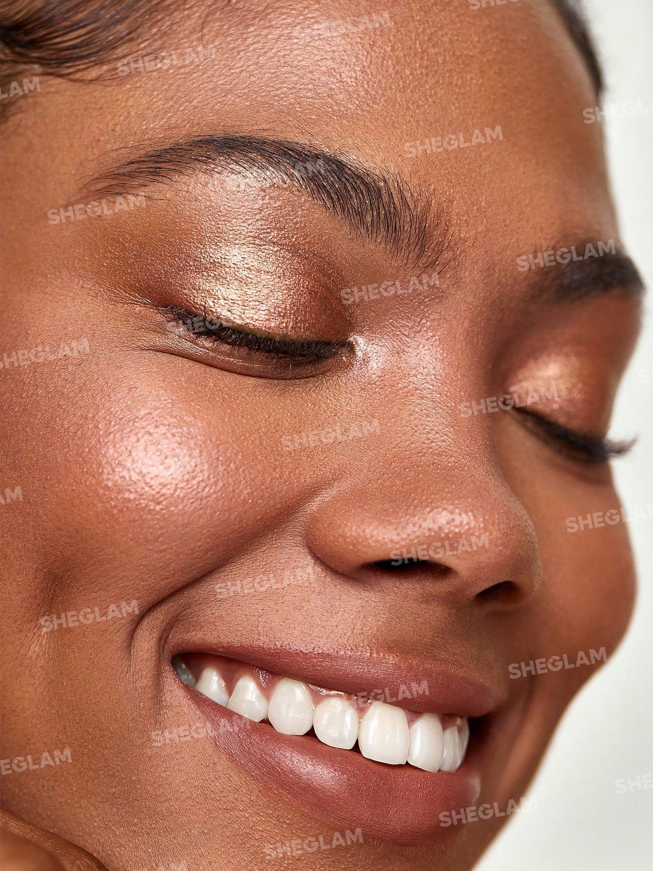 SHEGLAM Insta-Eyes Dual Tone Shadow Stick - Image 12