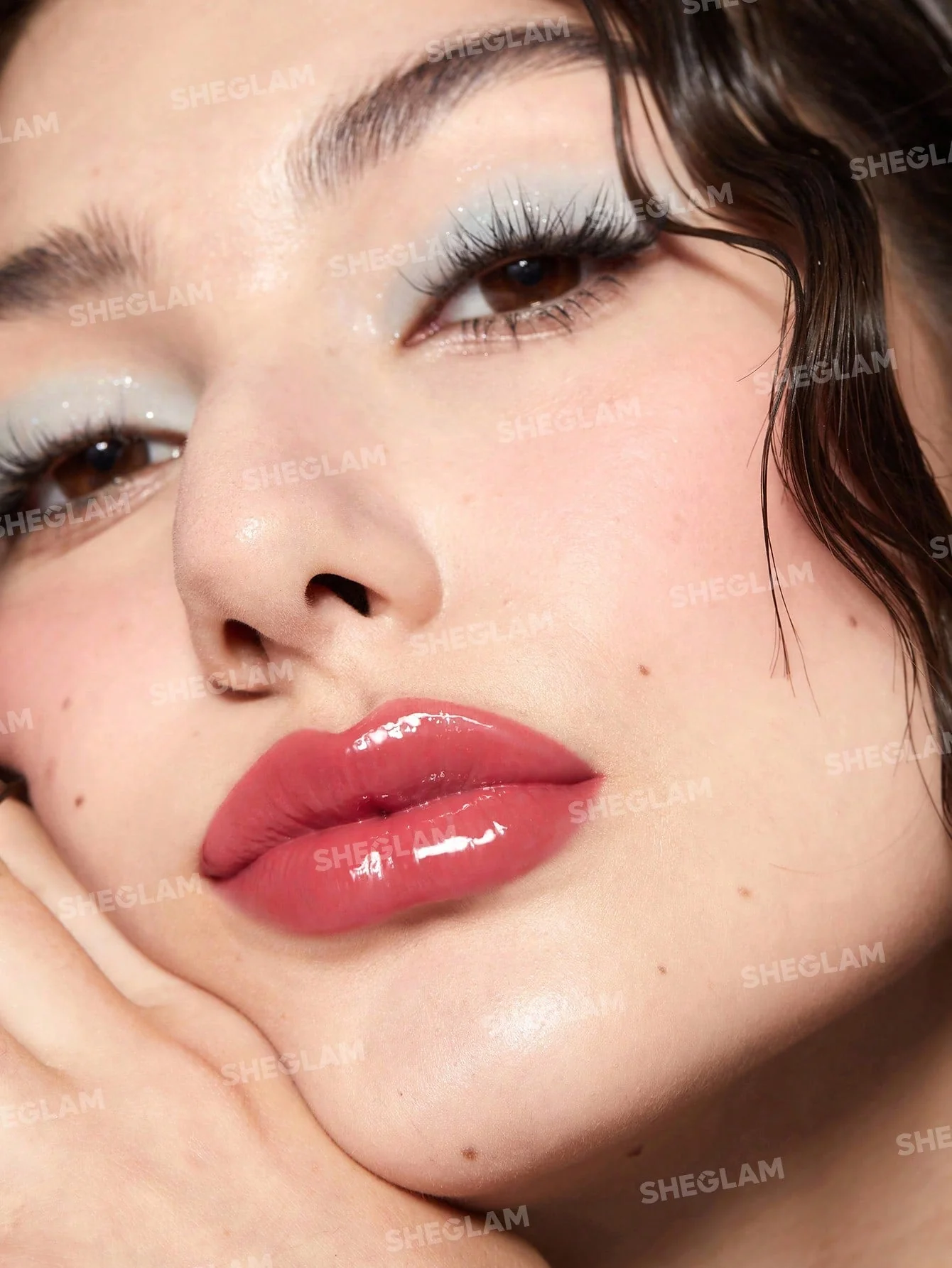 SHEGLAM Pout-Perfect Shine Lip Plumper - Image 3