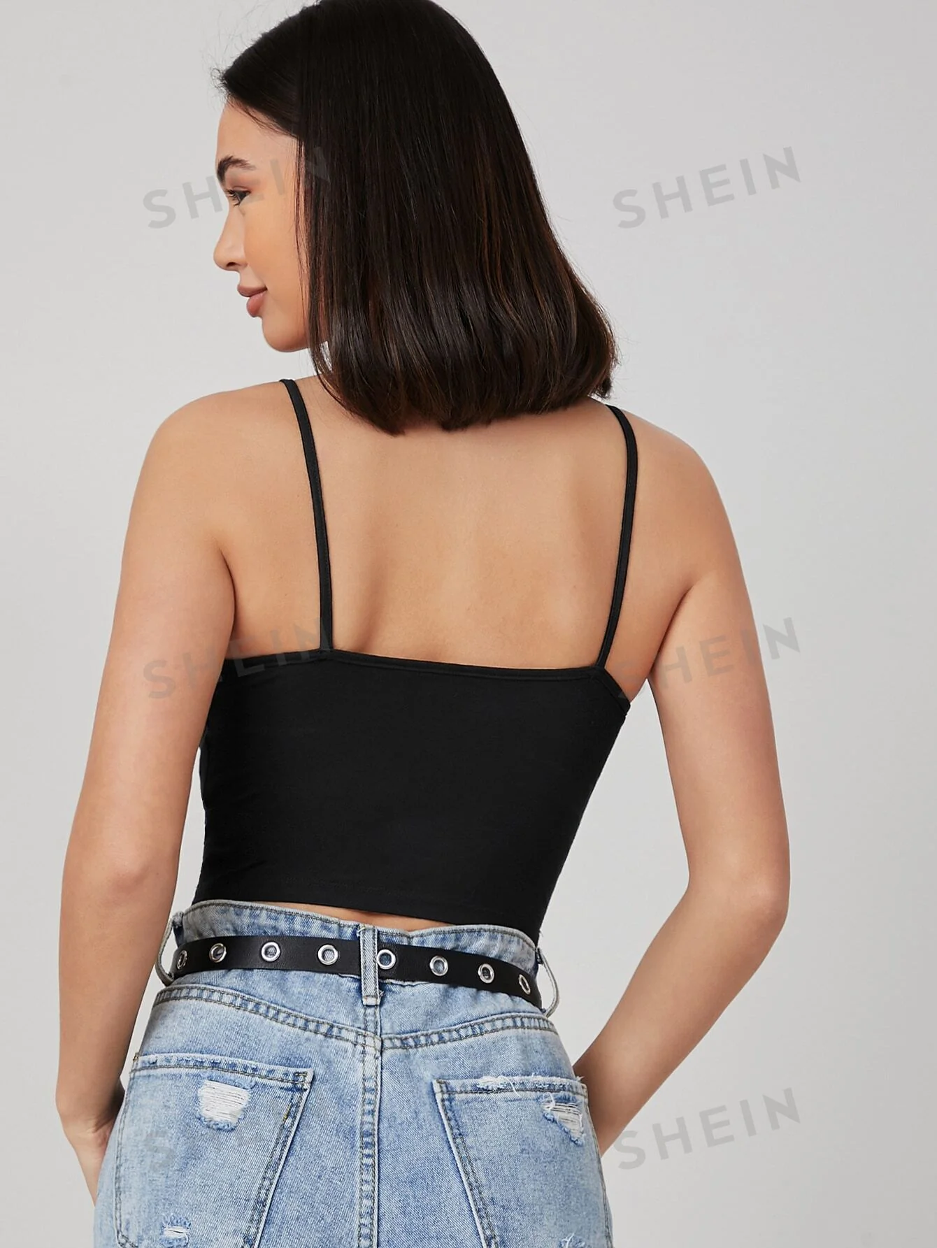 SHEIN BASICS Solid Form Fitted Crop Cami Top (FD) - Image 3