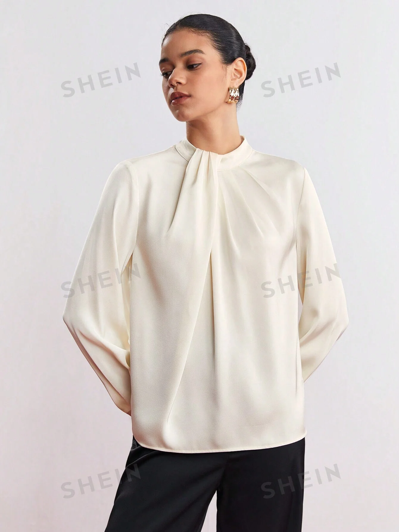 SHEIN BIZwear Solid Keyhole Back Fold Pleated Detail Blouse - Image 10